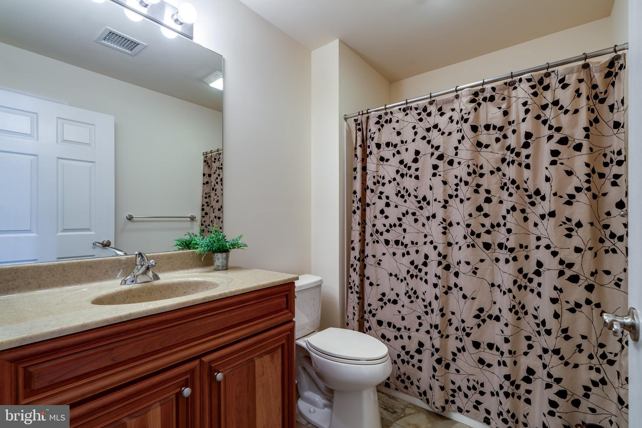 FOUR SEASONS AT RAPHO - Residential