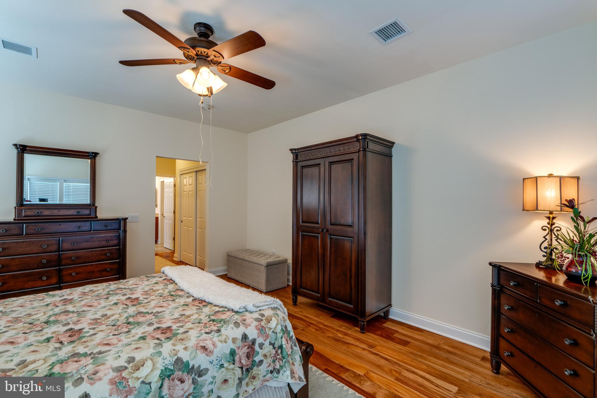 FOUR SEASONS AT RAPHO - Residential