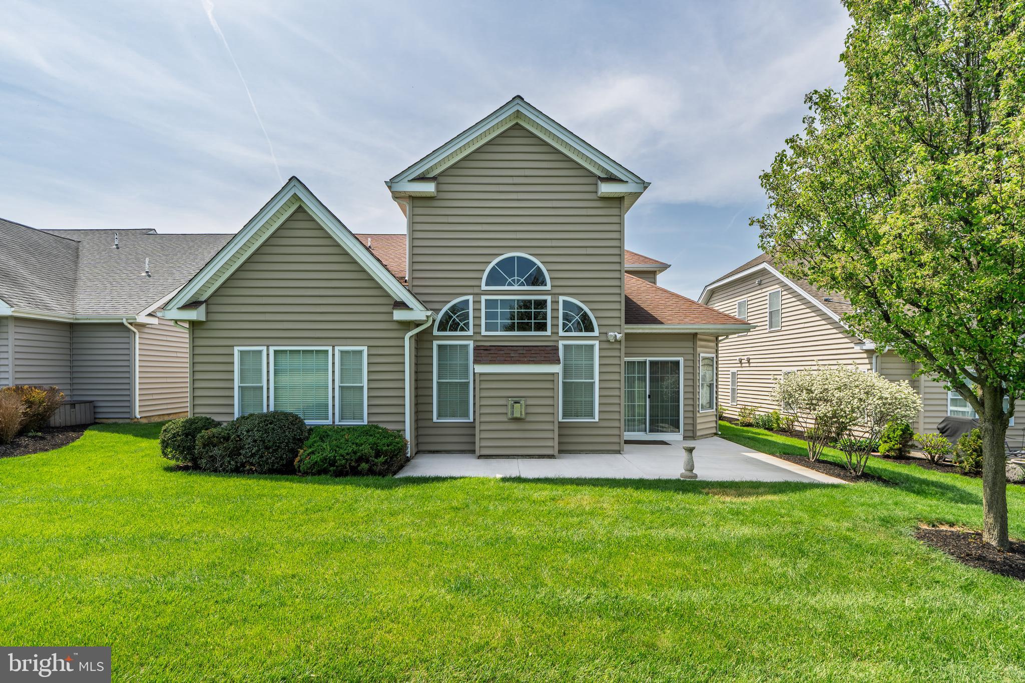 FOUR SEASONS AT RAPHO - Residential