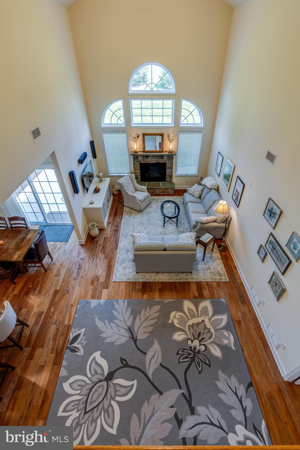 FOUR SEASONS AT RAPHO - Residential