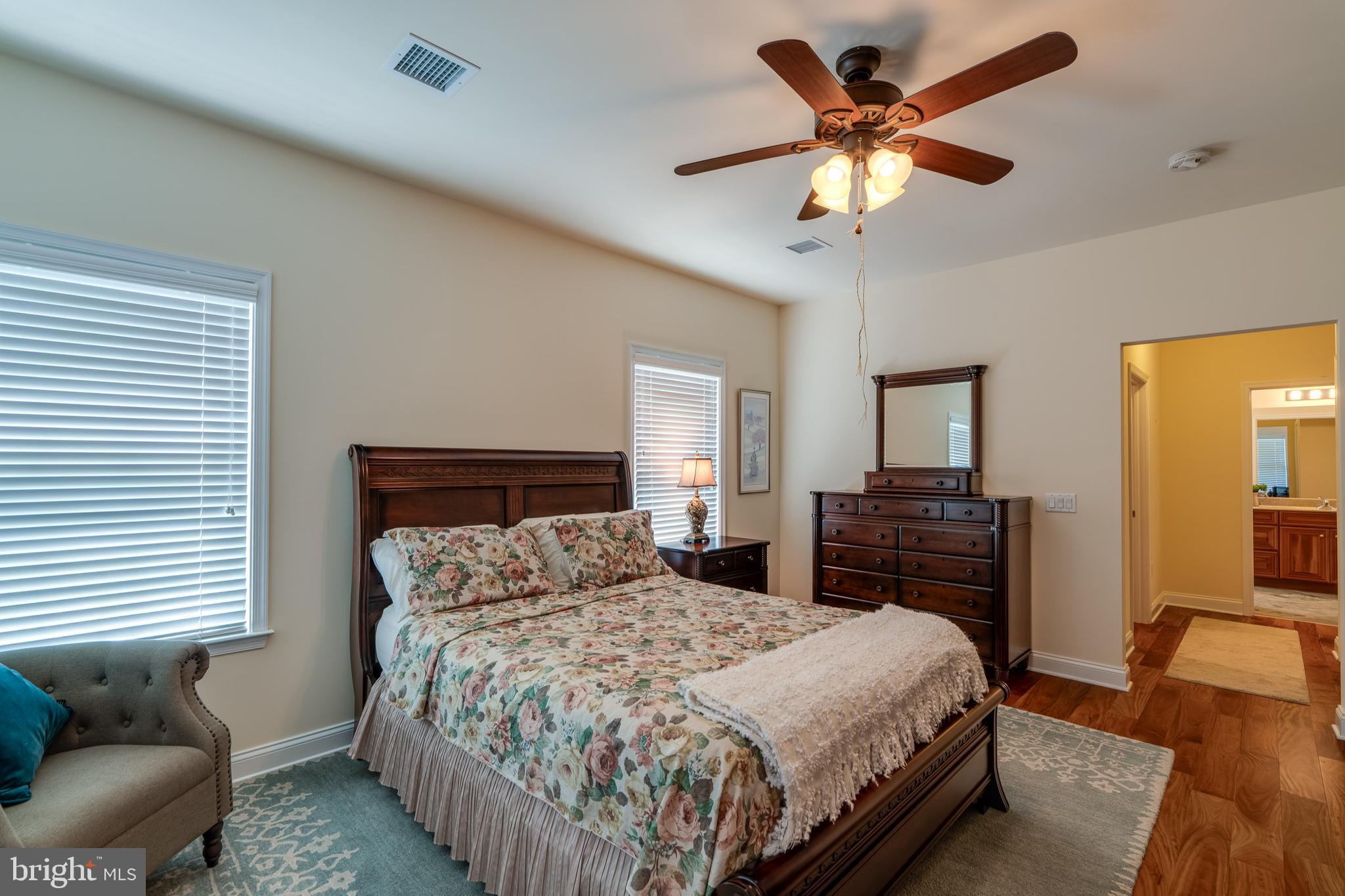 FOUR SEASONS AT RAPHO - Residential