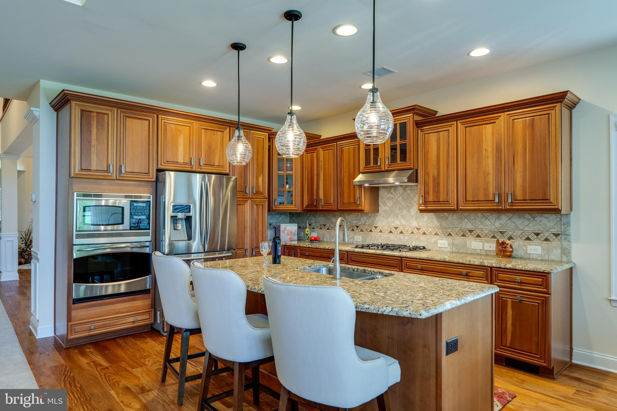 FOUR SEASONS AT RAPHO - Residential