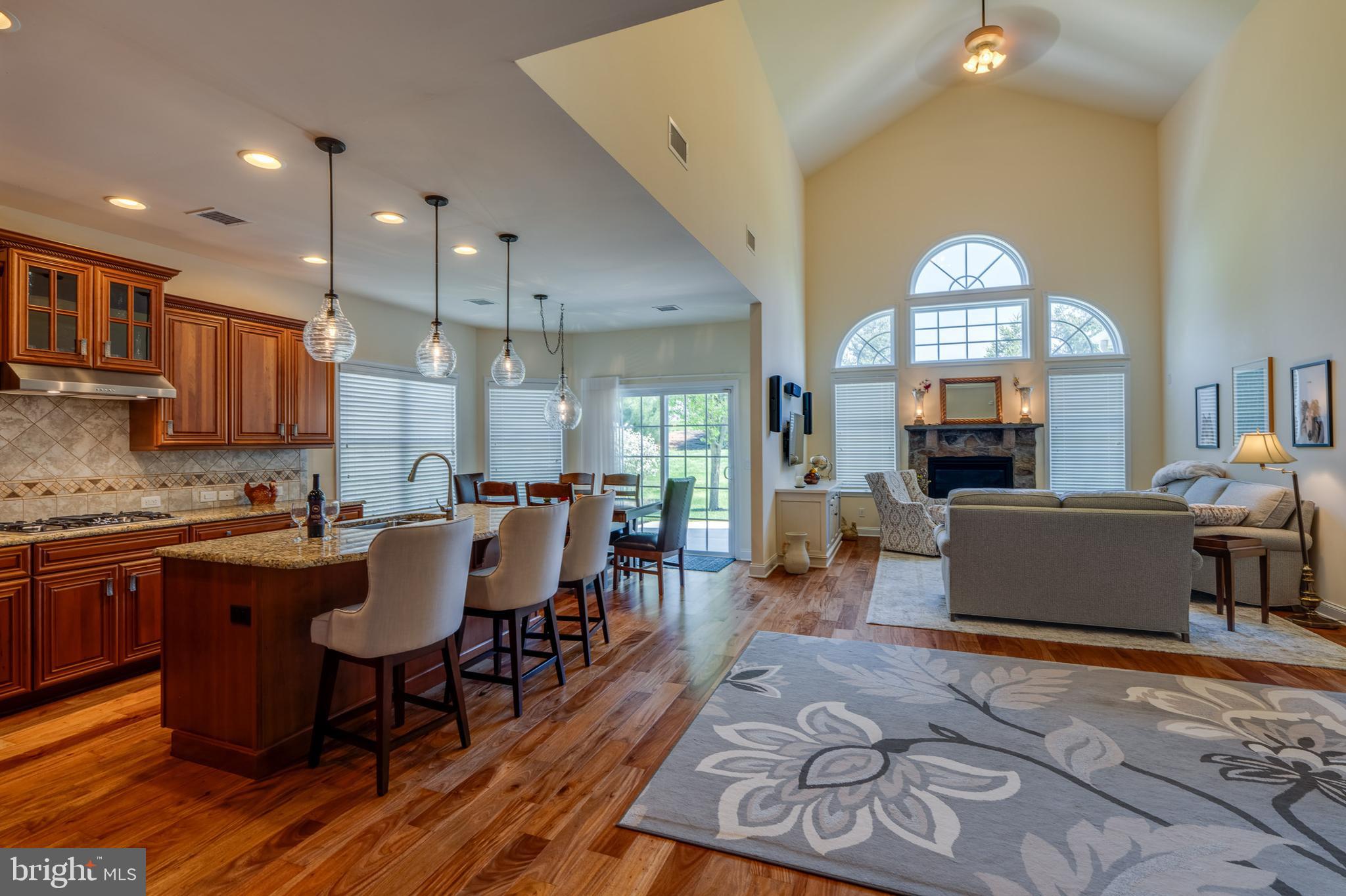 FOUR SEASONS AT RAPHO - Residential