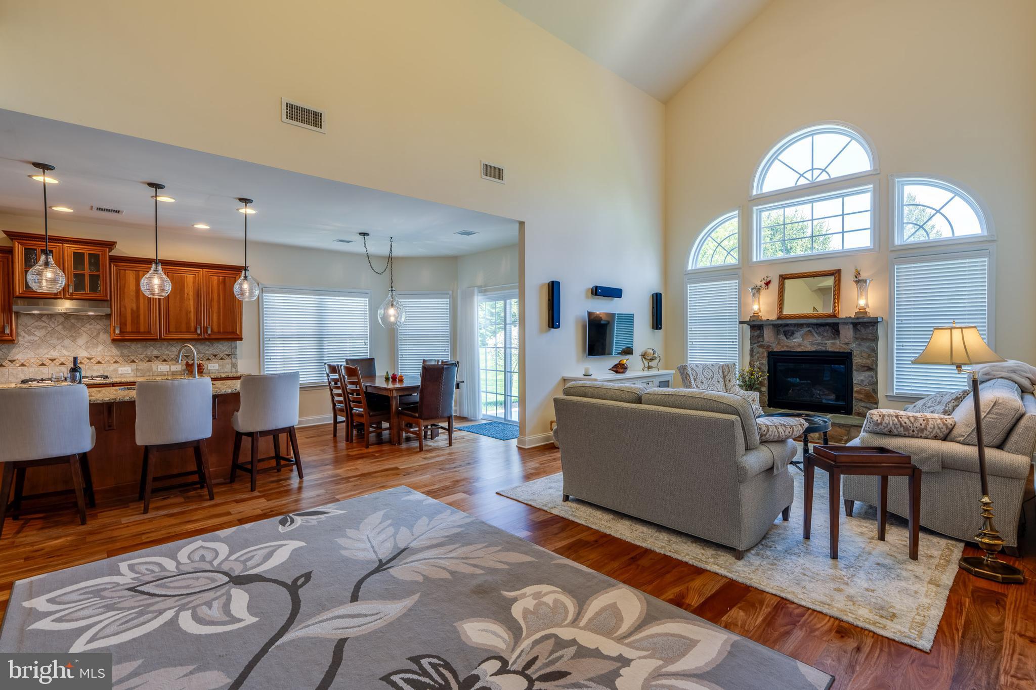 FOUR SEASONS AT RAPHO - Residential