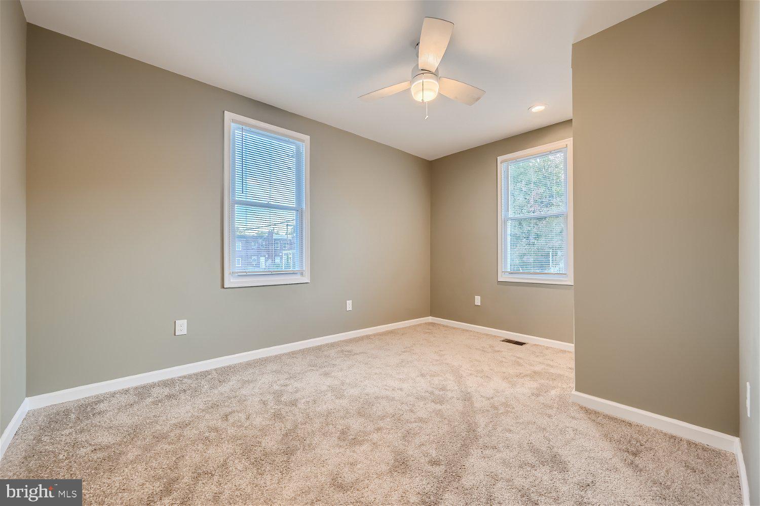 PEN LUCY - Residential