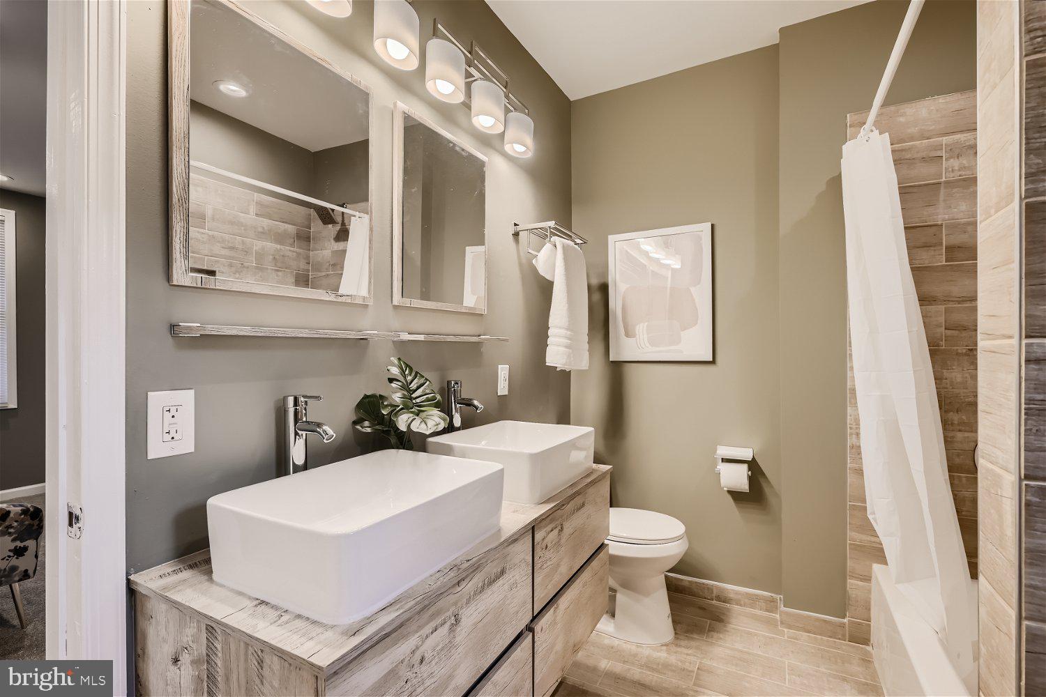 PEN LUCY - Residential