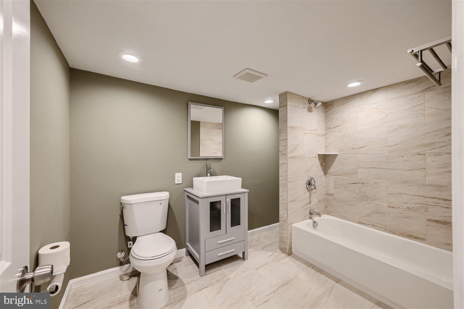 PEN LUCY - Residential