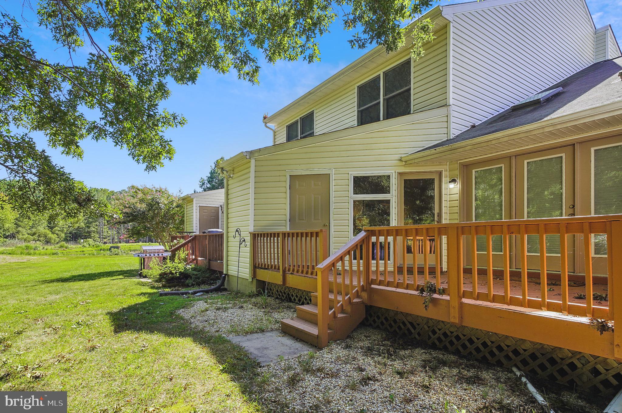 BRIDGE POINTE TOWNHOUSES - Residential