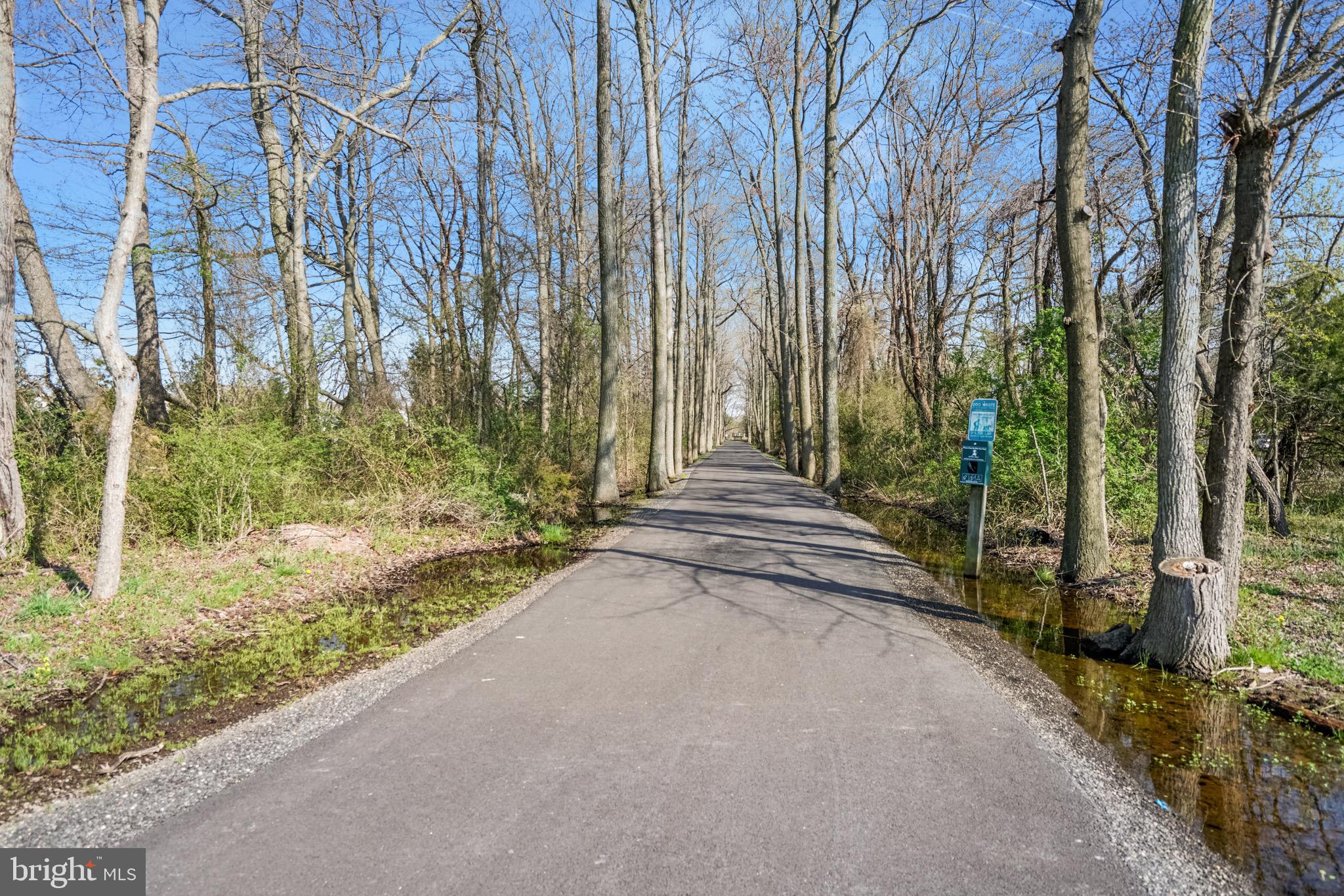 BRIDGE POINTE TOWNHOUSES - Residential