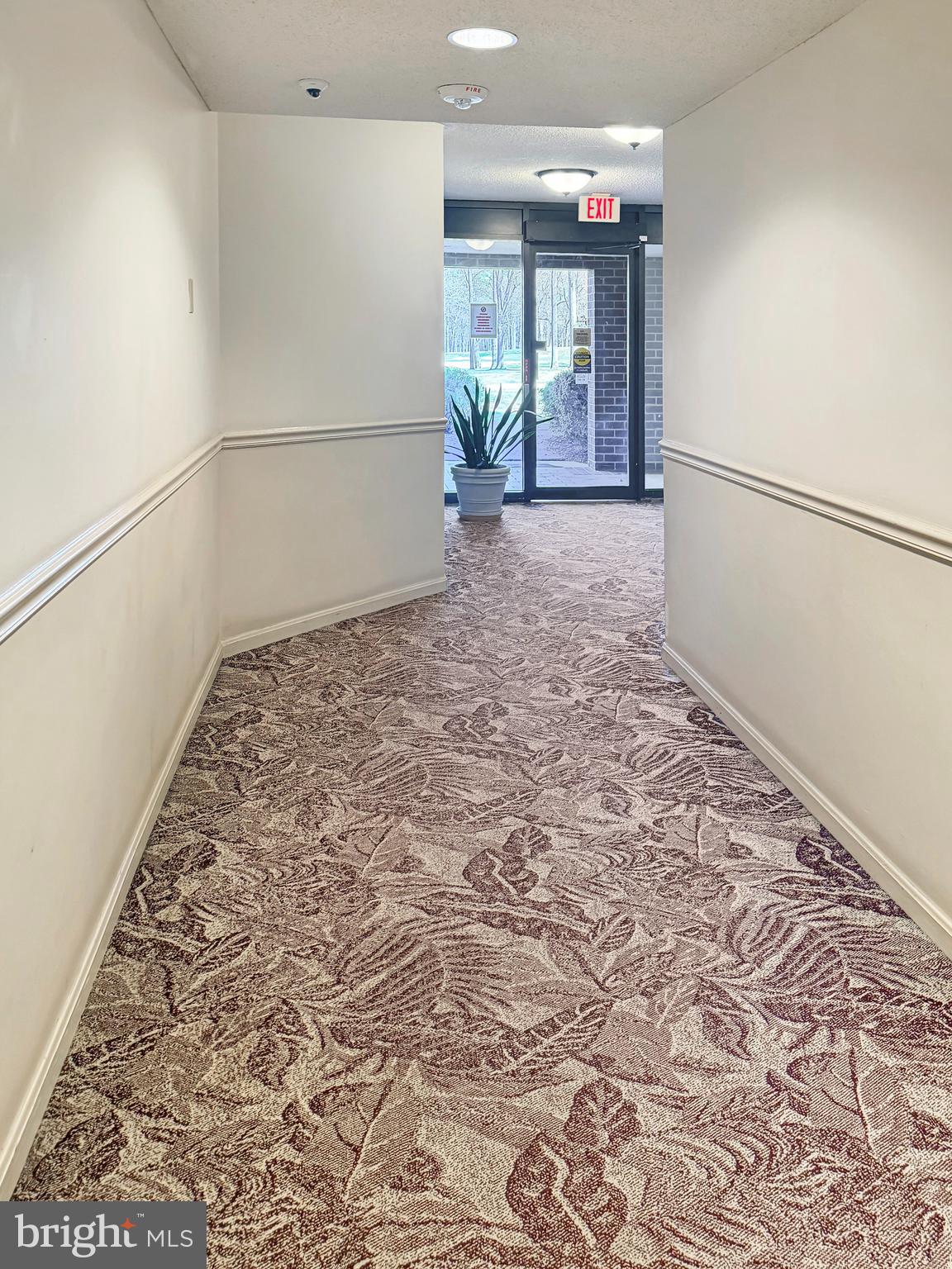 LEISURE WORLD - Residential