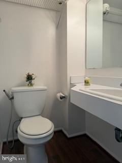 LEISURE WORLD - Residential