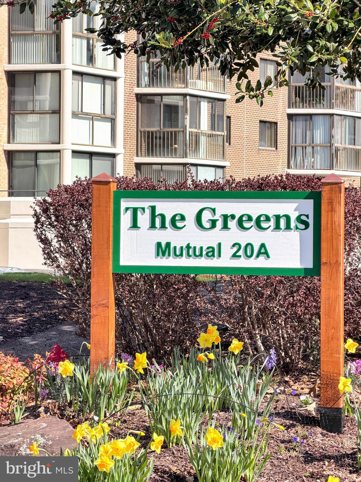 LEISURE WORLD - Residential