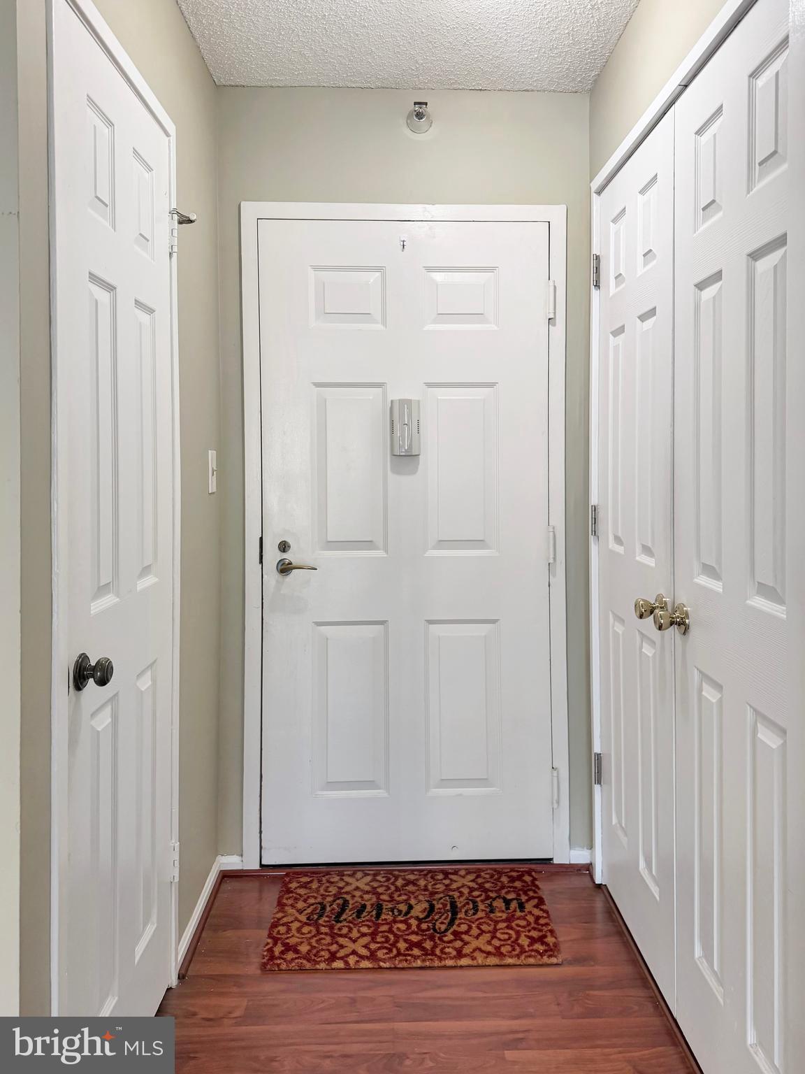 LEISURE WORLD - Residential