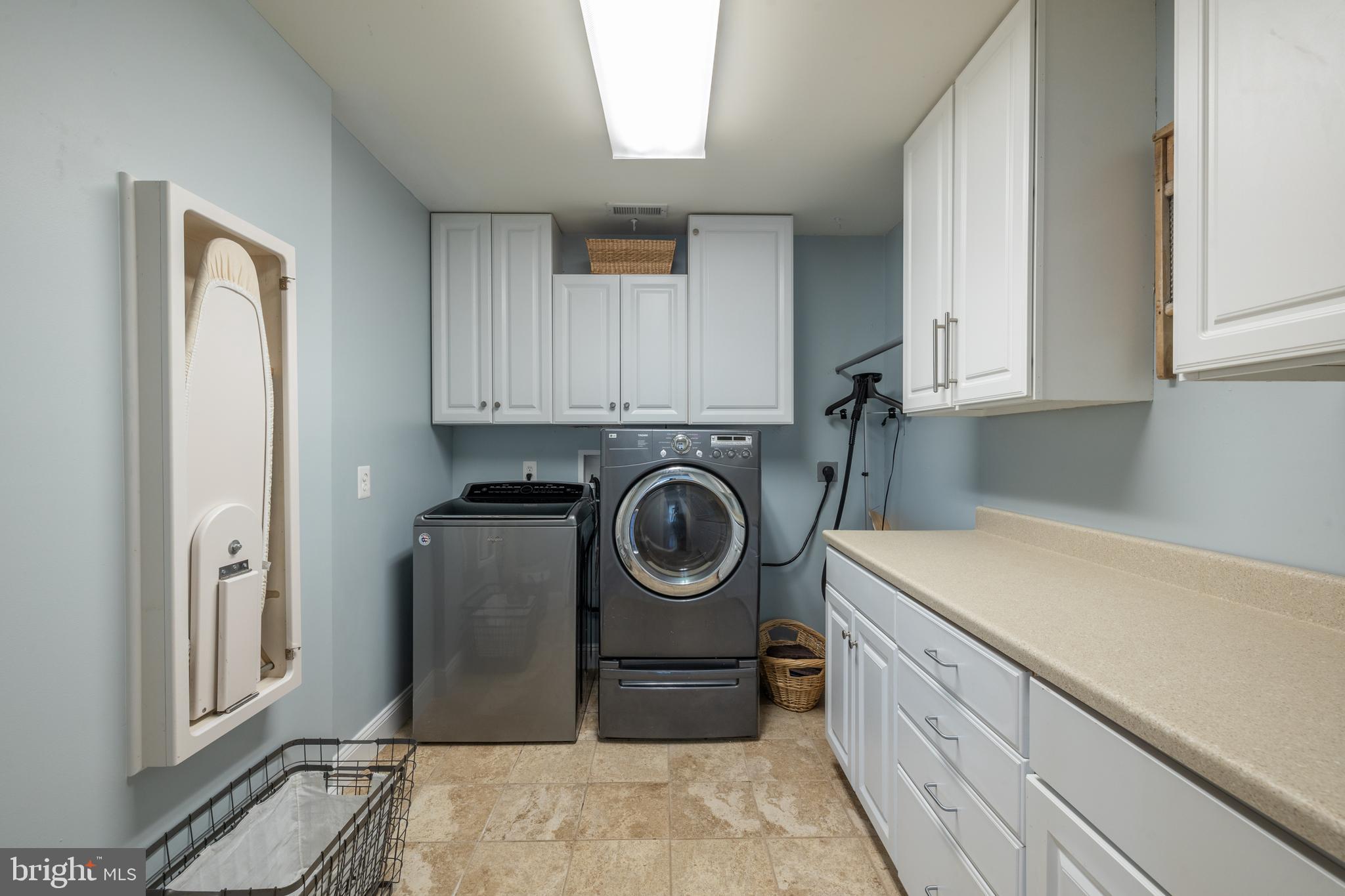 WELLINGTON - Residential