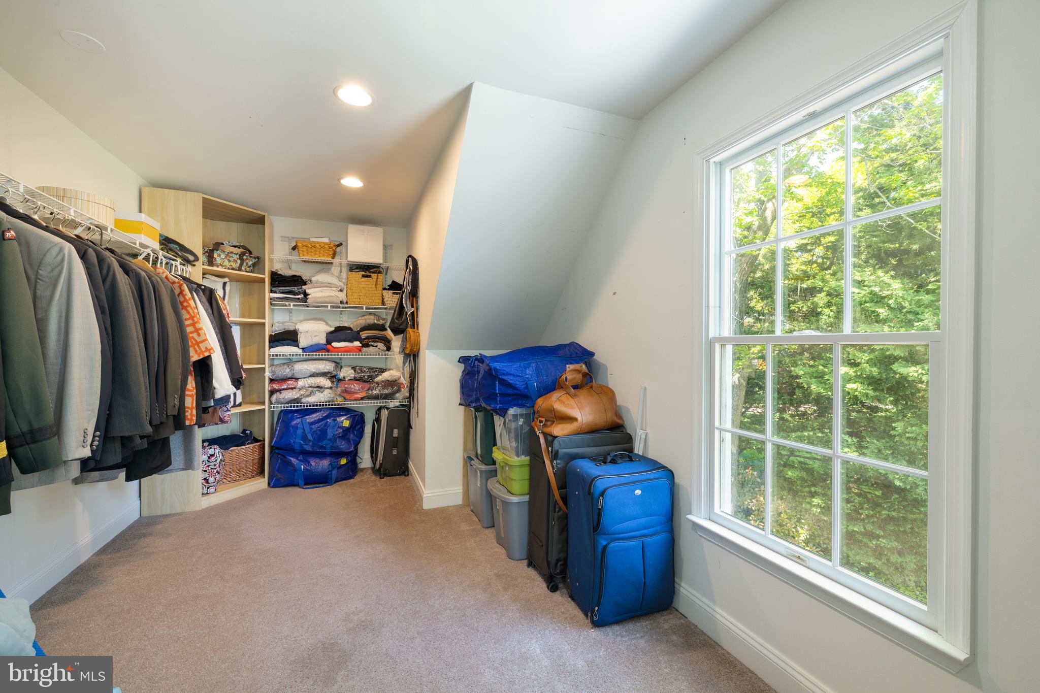 WELLINGTON - Residential