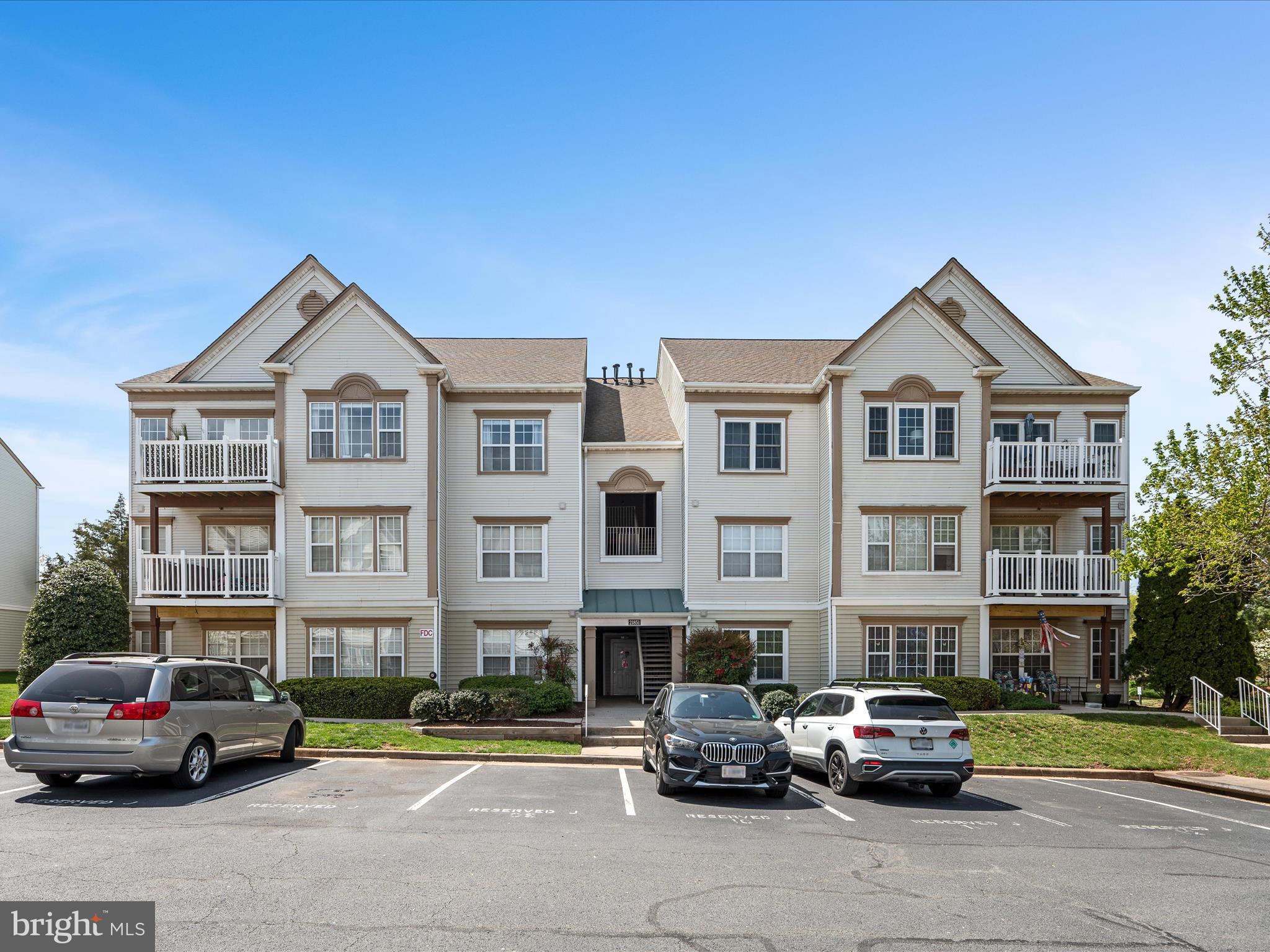 DOMINION STATION CONDOMINIUM - Residential