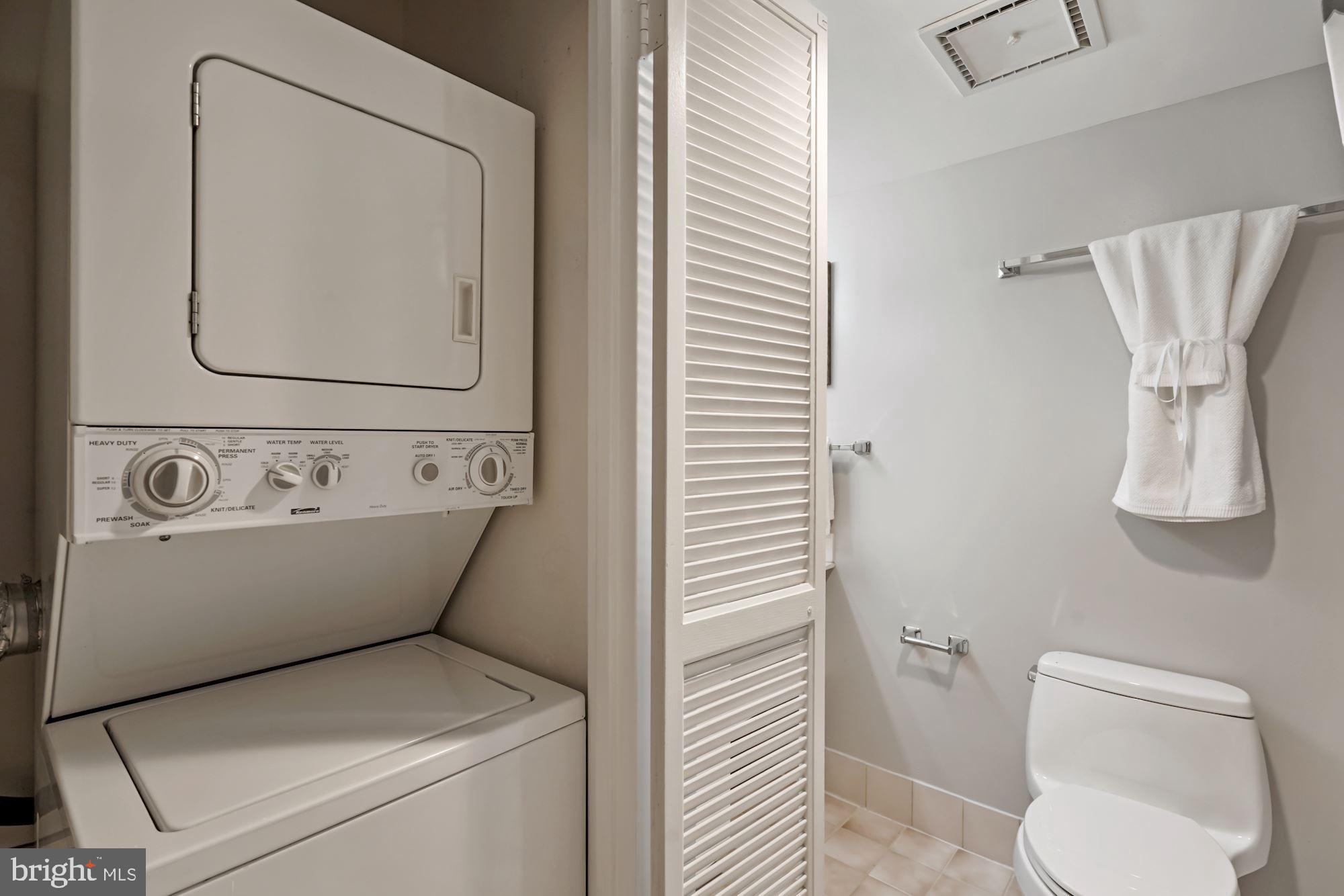 ENCORE OF MCLEAN - Residential