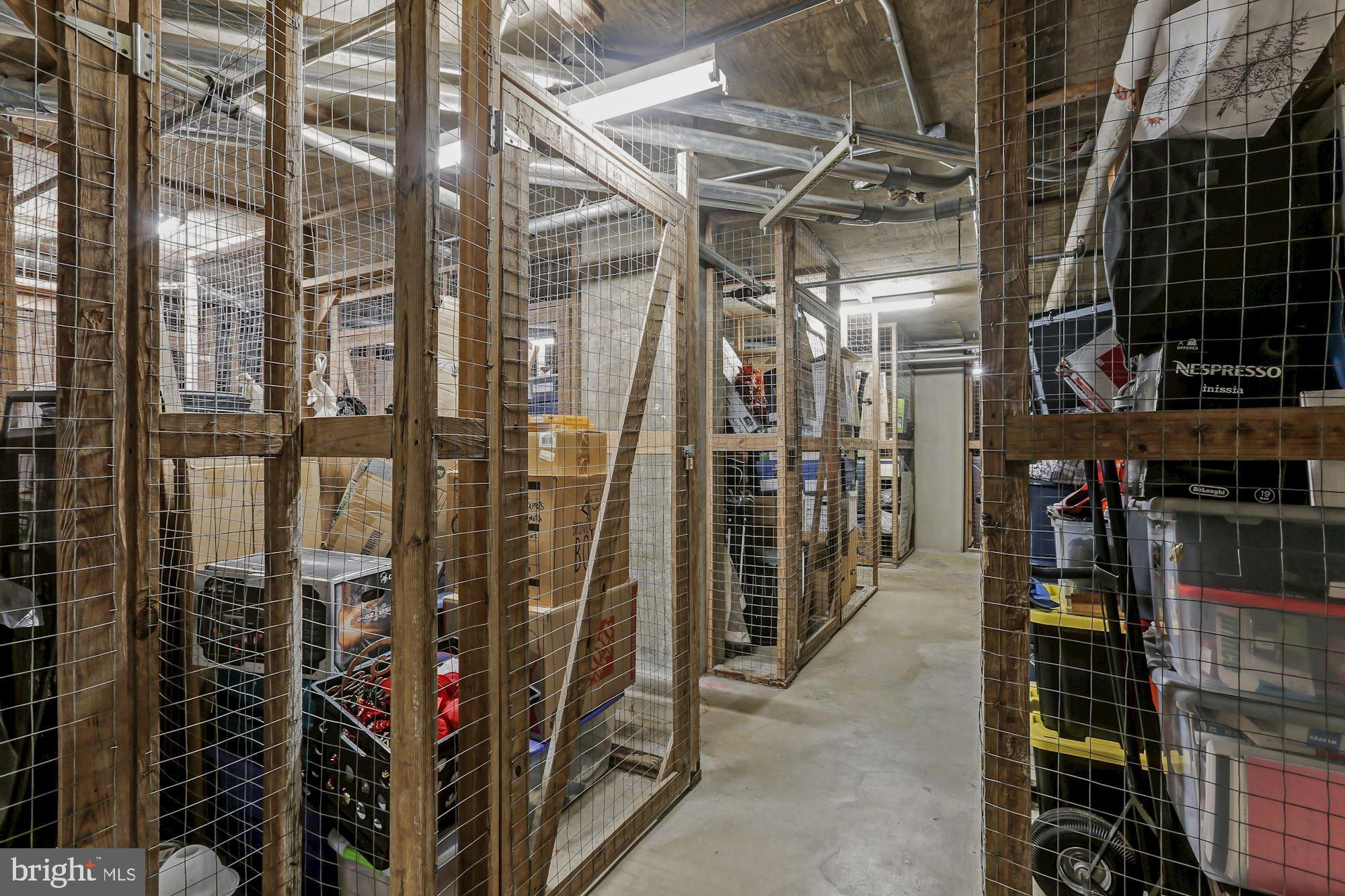 ENCORE OF MCLEAN - Residential