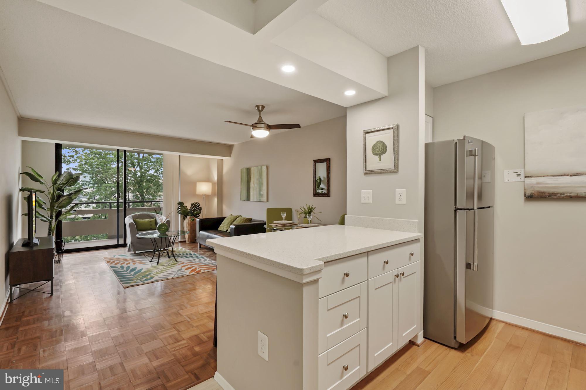 ENCORE OF MCLEAN - Residential