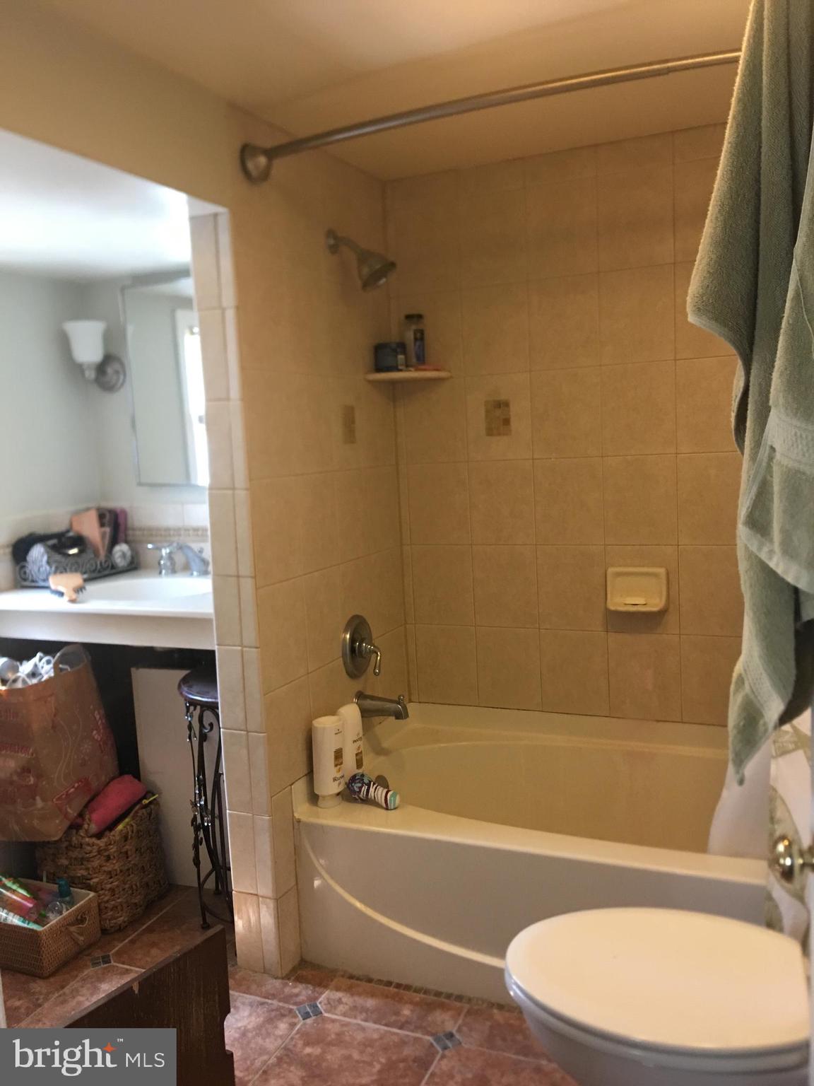 ARDMORE - Residential Lease