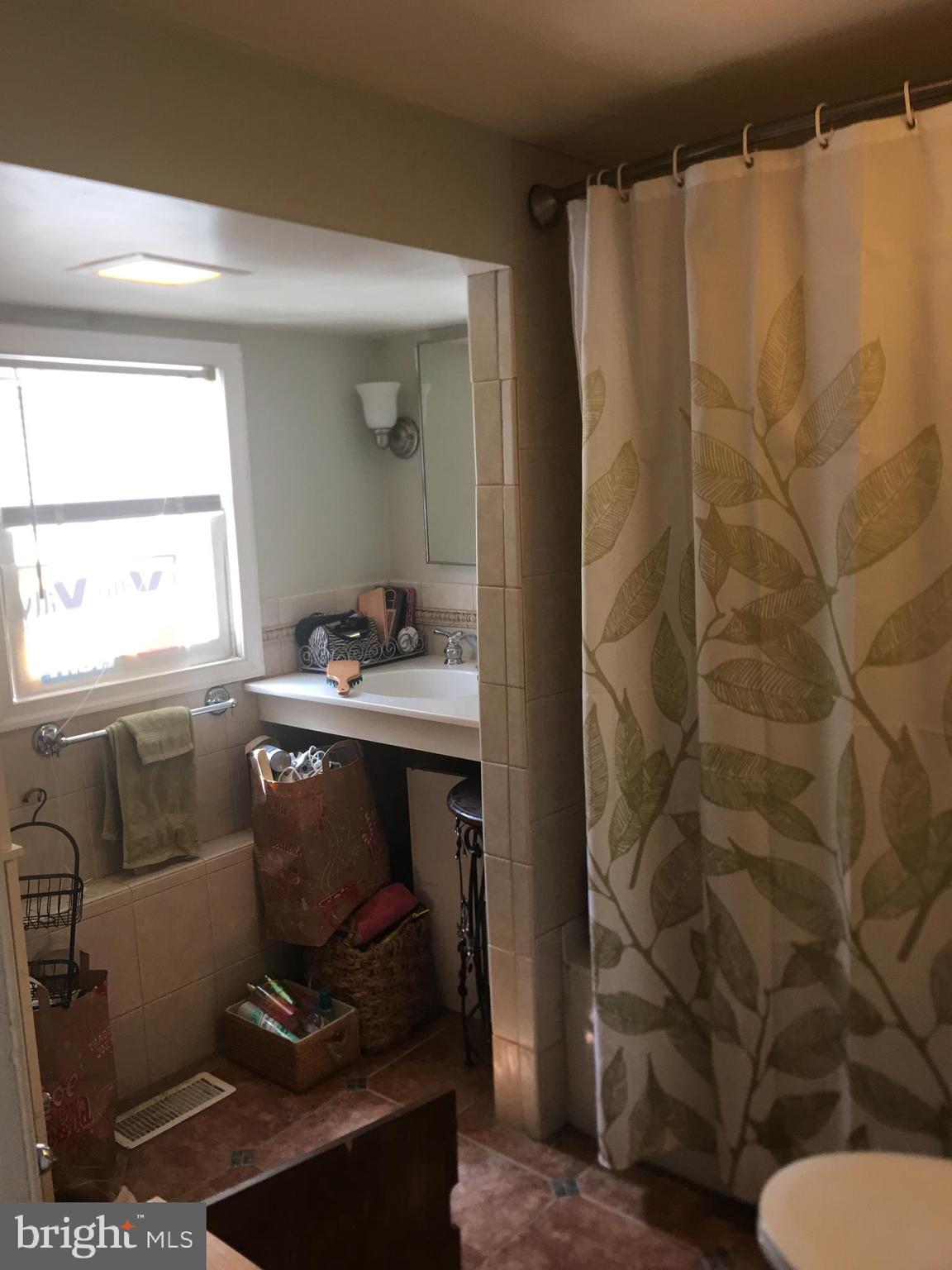 ARDMORE - Residential Lease