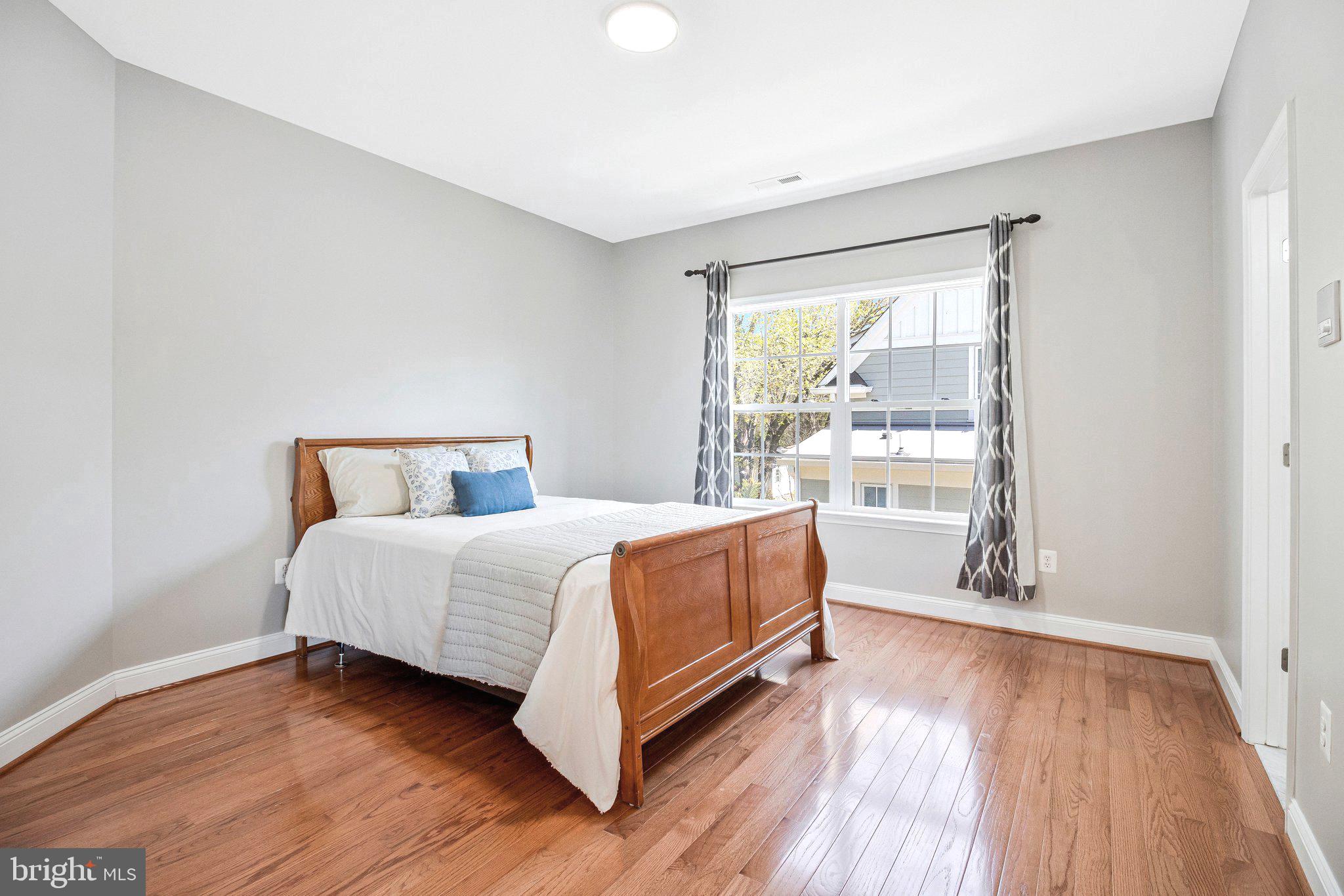 CHESTERFIELD - Residential