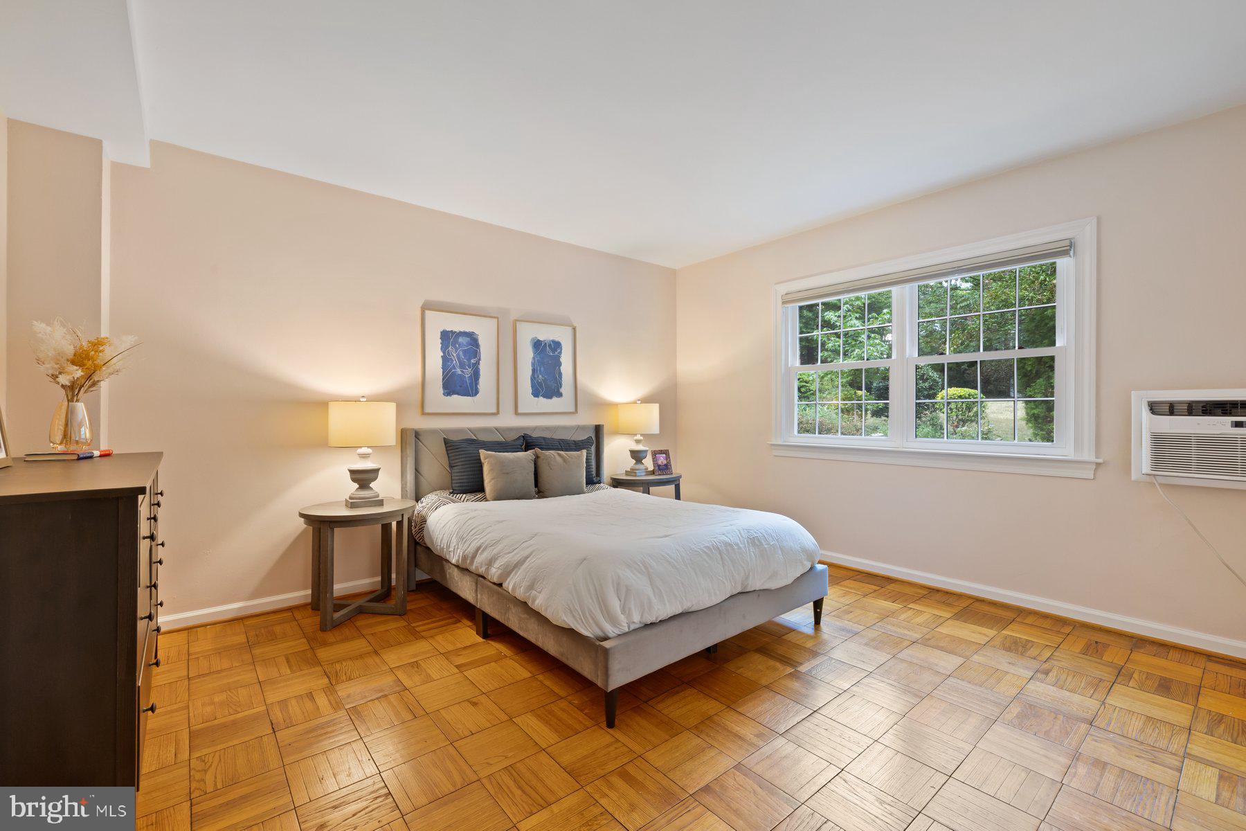 PARKFAIRFAX - Residential