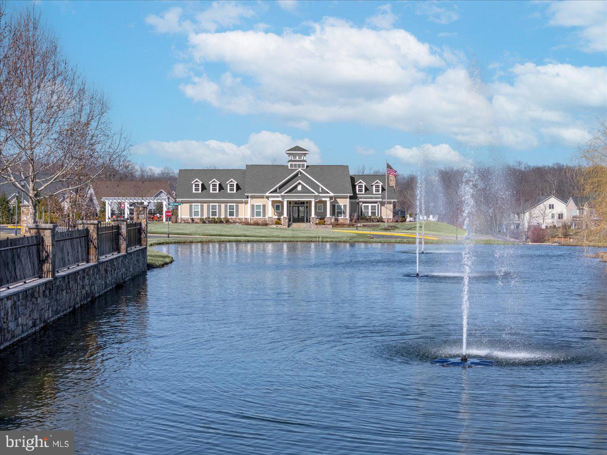 REGENCY AT CREEKSIDE - Residential