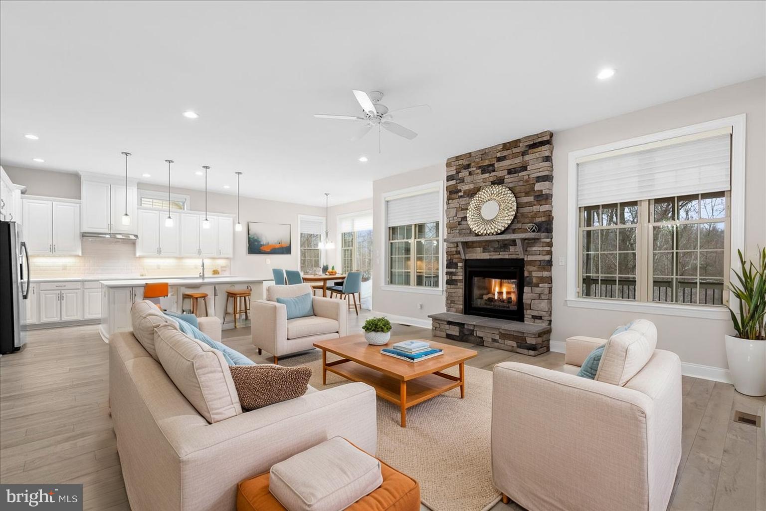 REGENCY AT CREEKSIDE - Residential