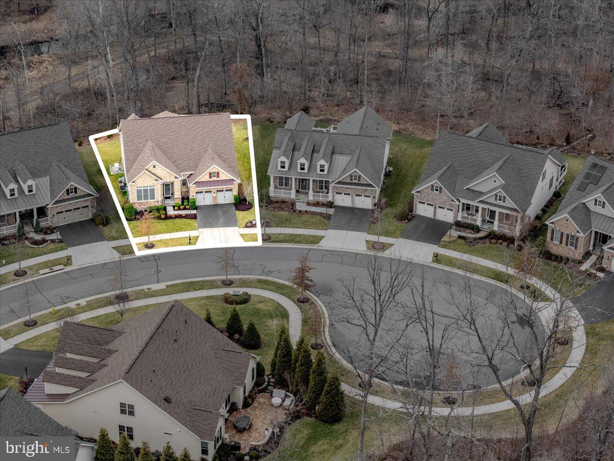 REGENCY AT CREEKSIDE - Residential