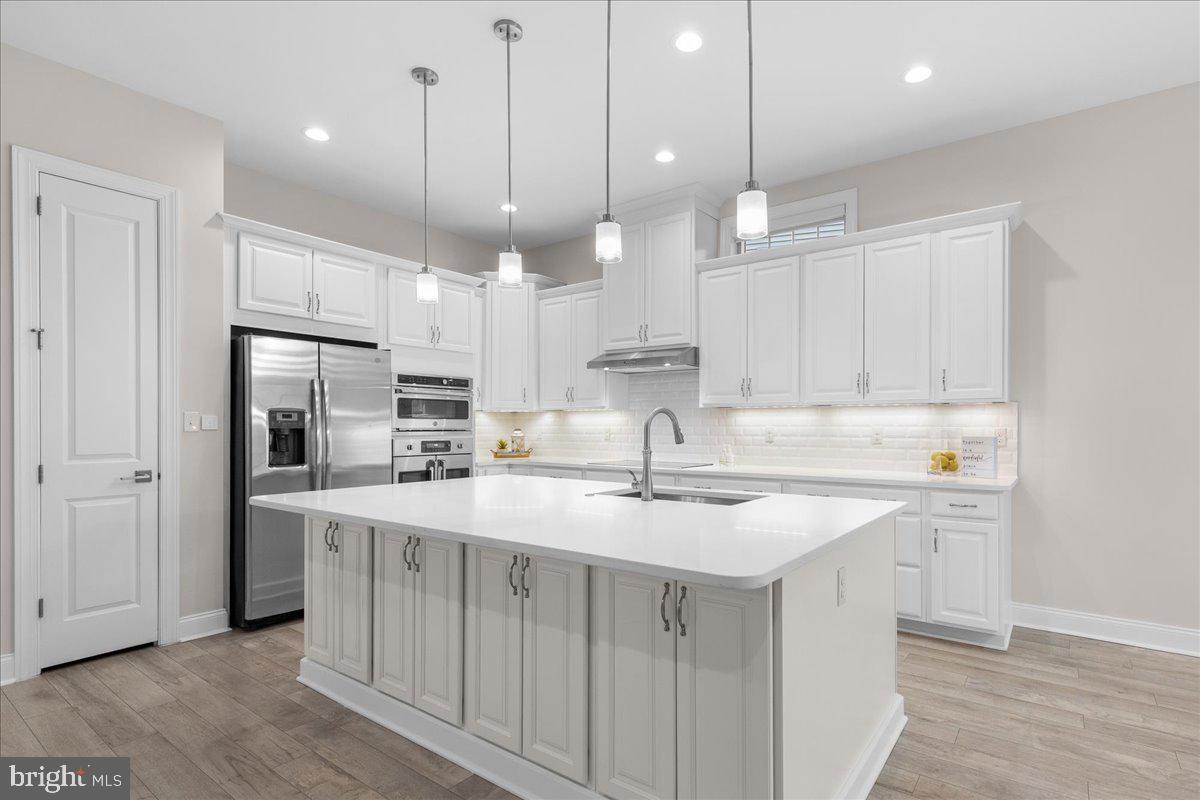 REGENCY AT CREEKSIDE - Residential