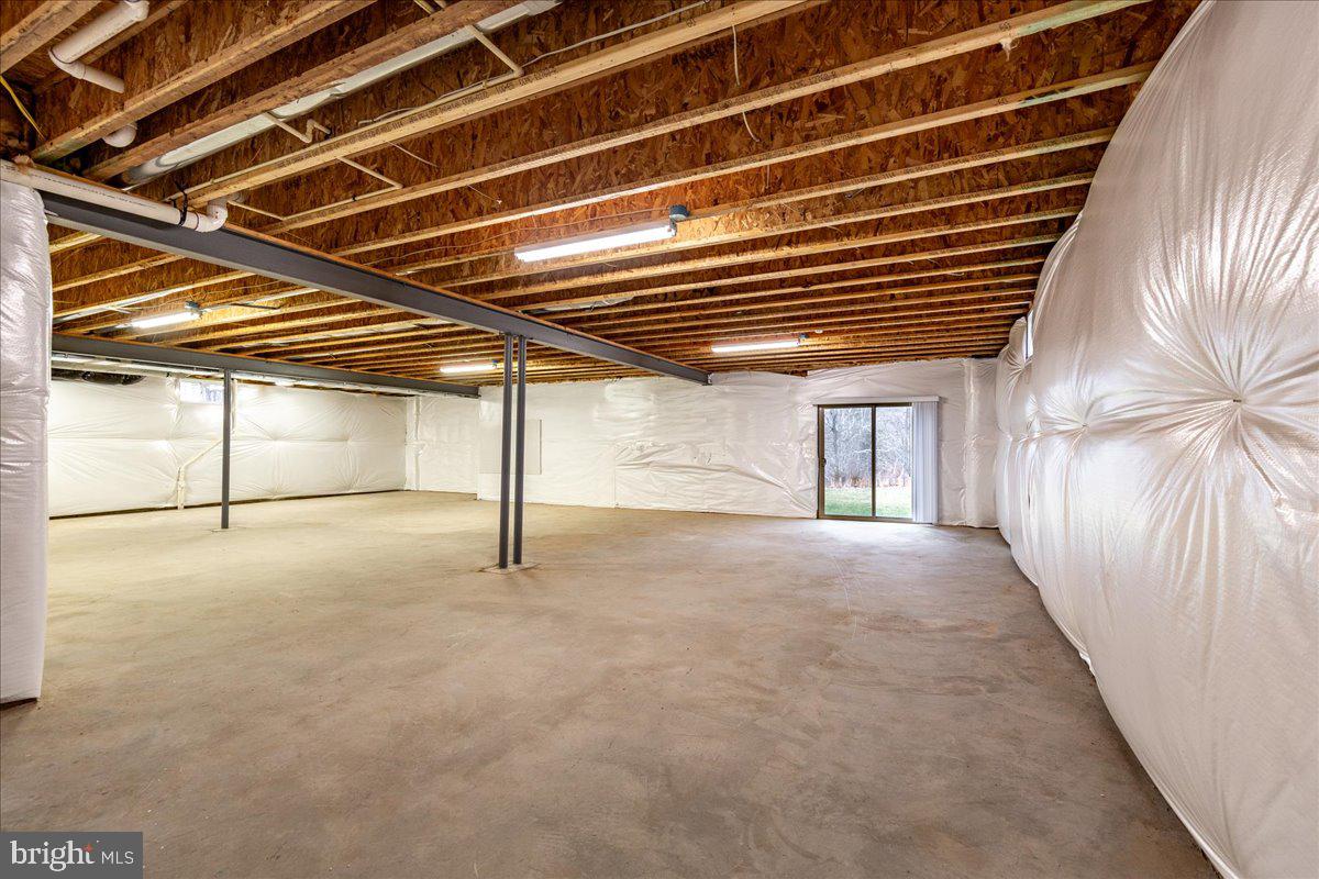 REGENCY AT CREEKSIDE - Residential