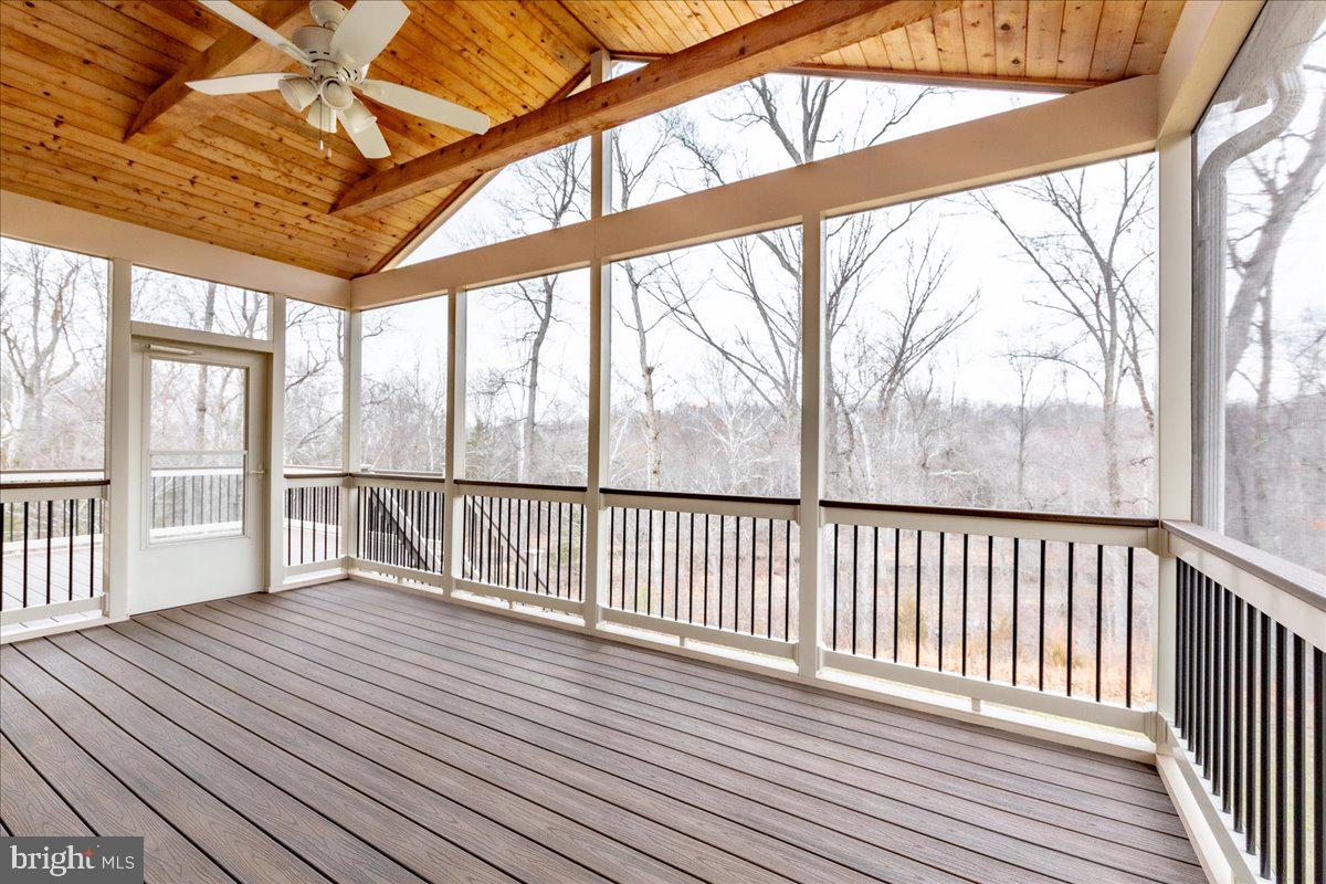 REGENCY AT CREEKSIDE - Residential