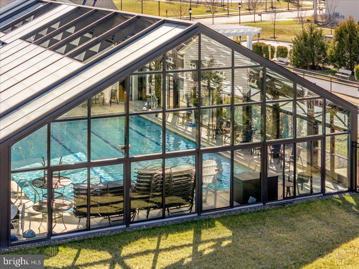 REGENCY AT CREEKSIDE - Residential