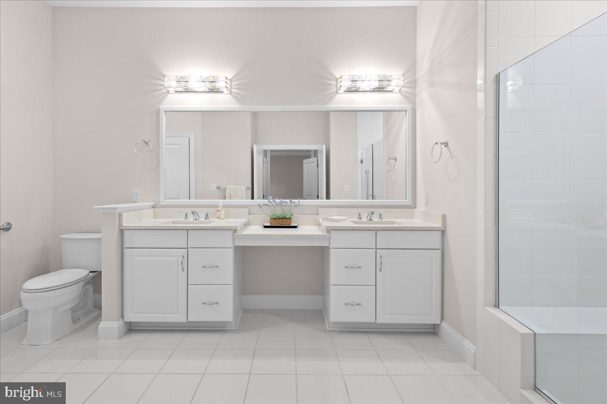 REGENCY AT CREEKSIDE - Residential