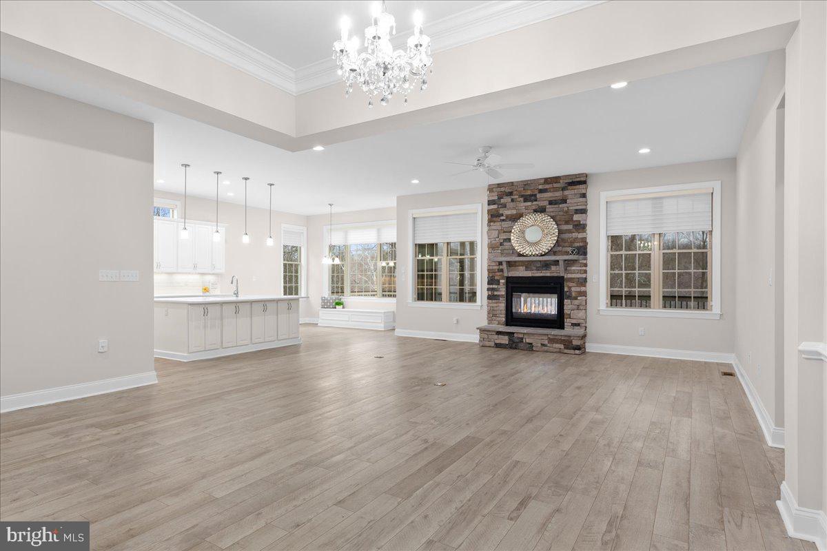 REGENCY AT CREEKSIDE - Residential