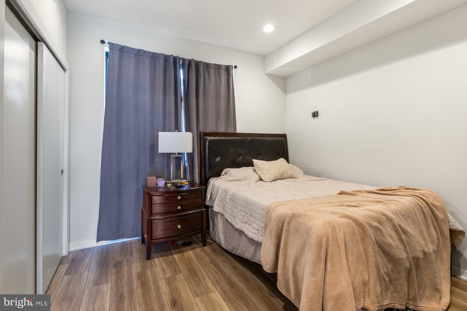 ROXBOROUGH - Residential Lease