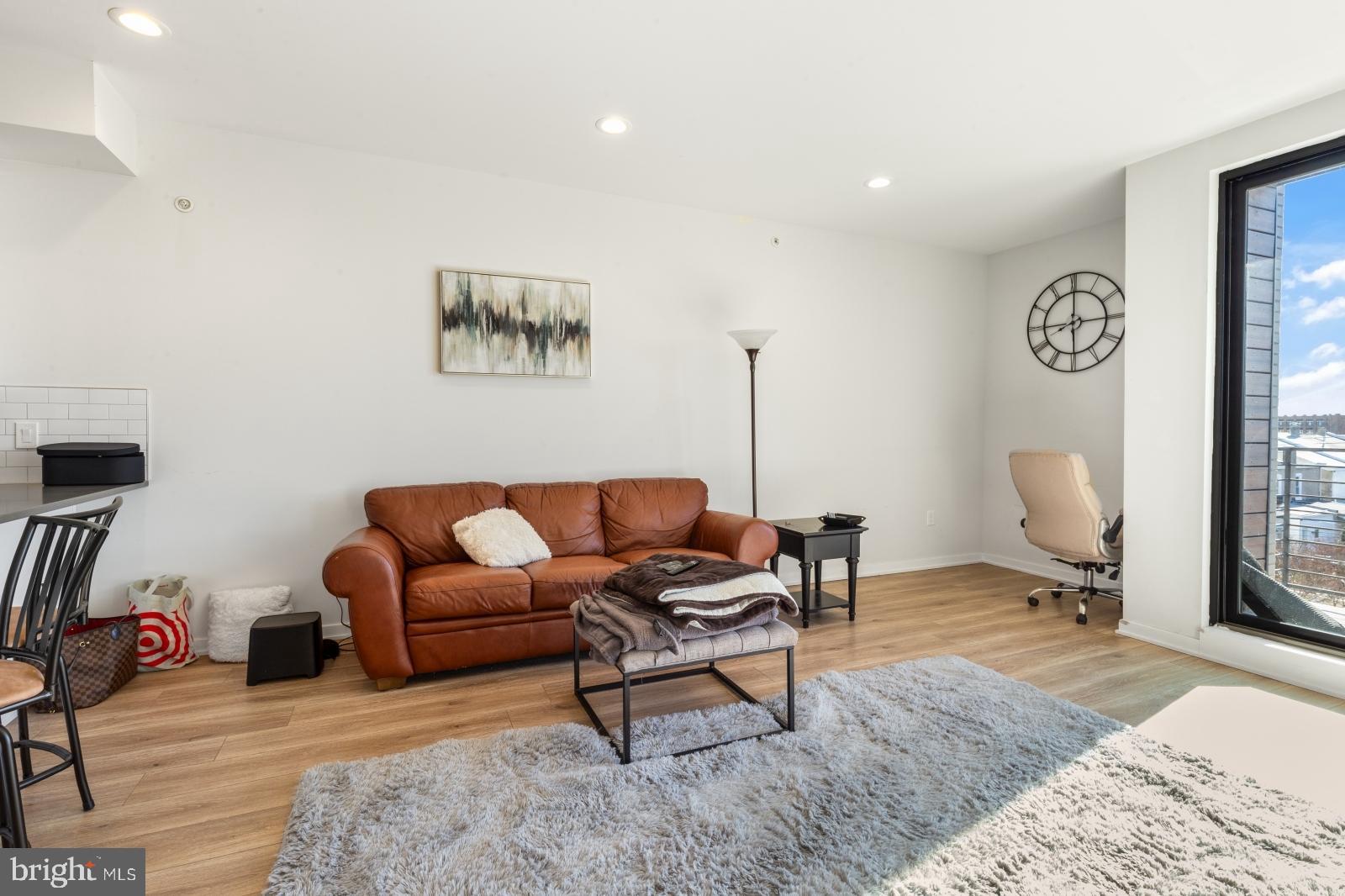 ROXBOROUGH - Residential Lease