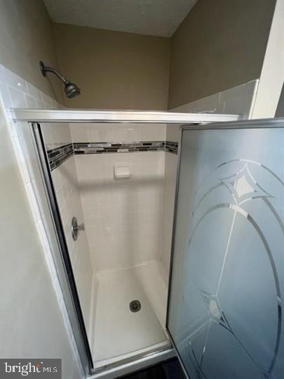 STUART MECHANIC - Residential Lease