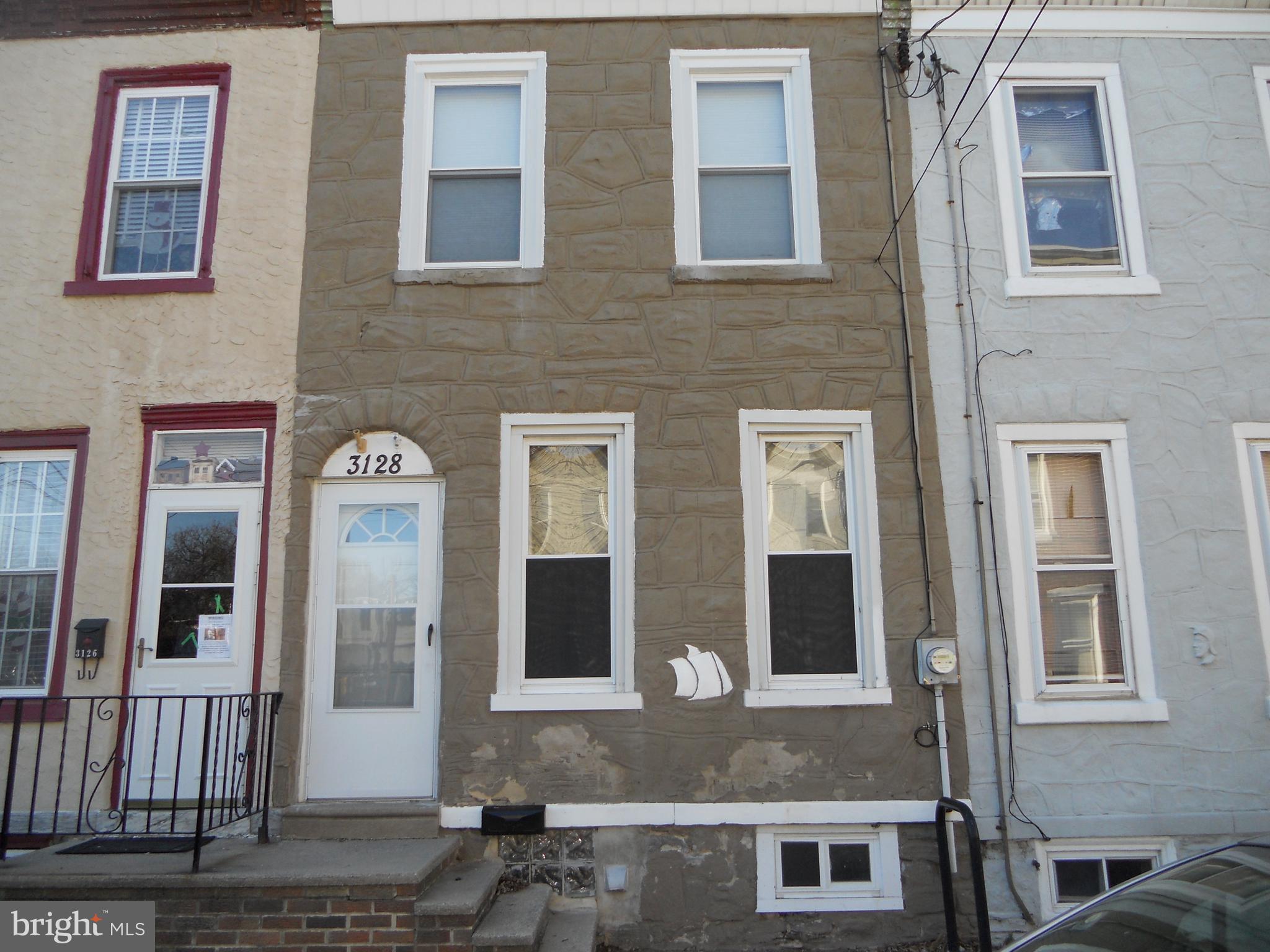 EAST FALLS - Residential Lease