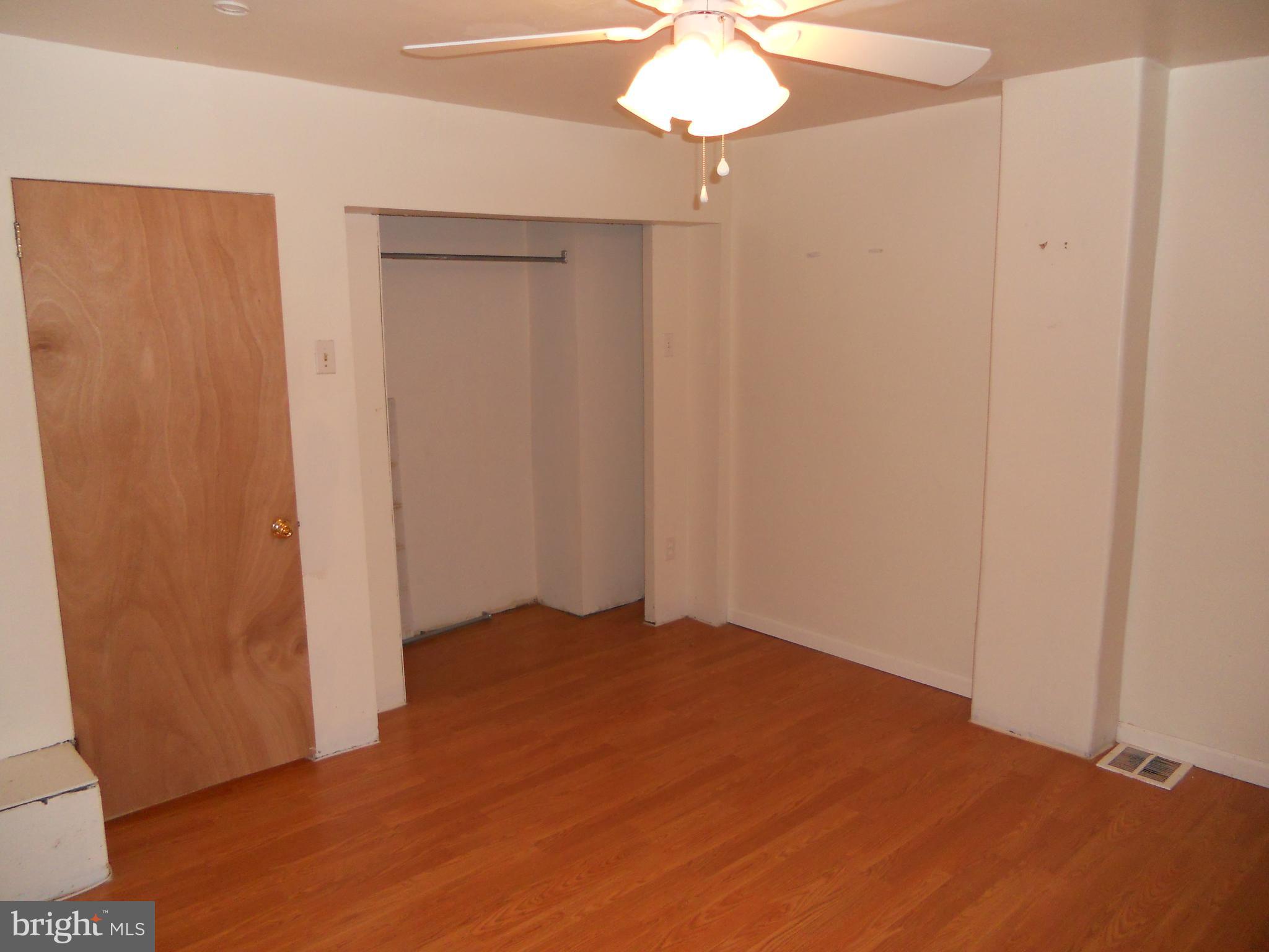 EAST FALLS - Residential Lease