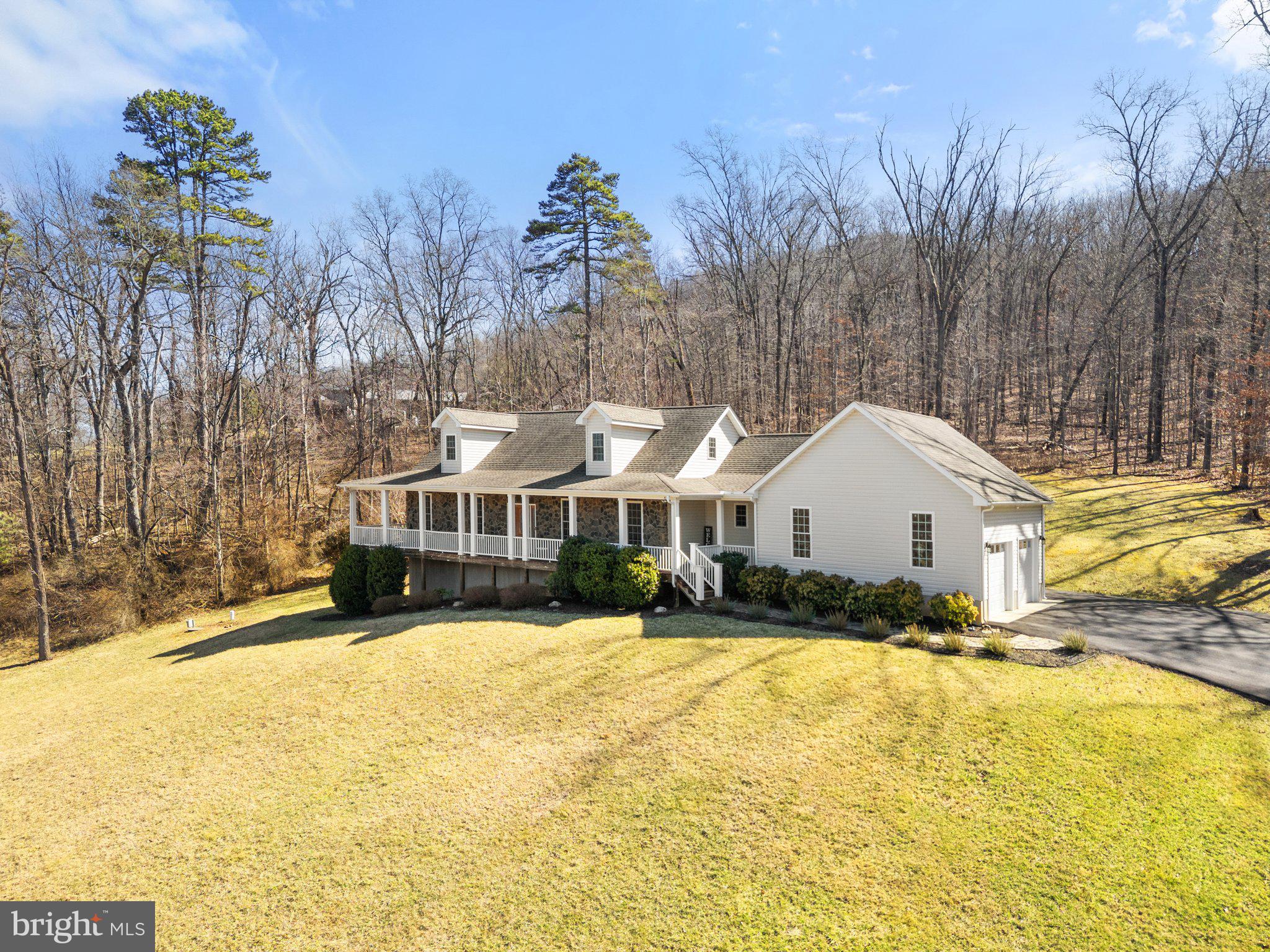 GIBSON BOTTOM - Residential