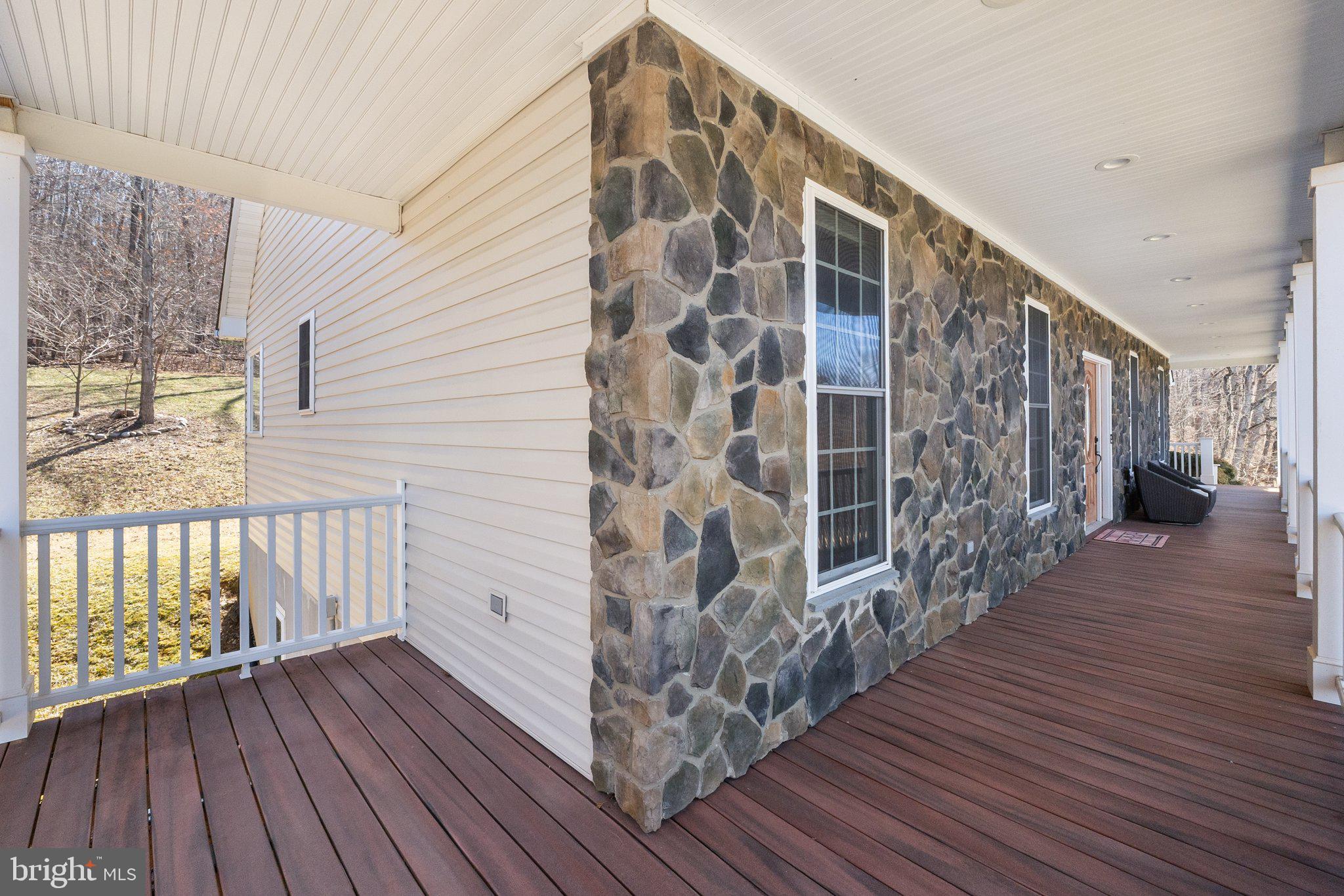 GIBSON BOTTOM - Residential