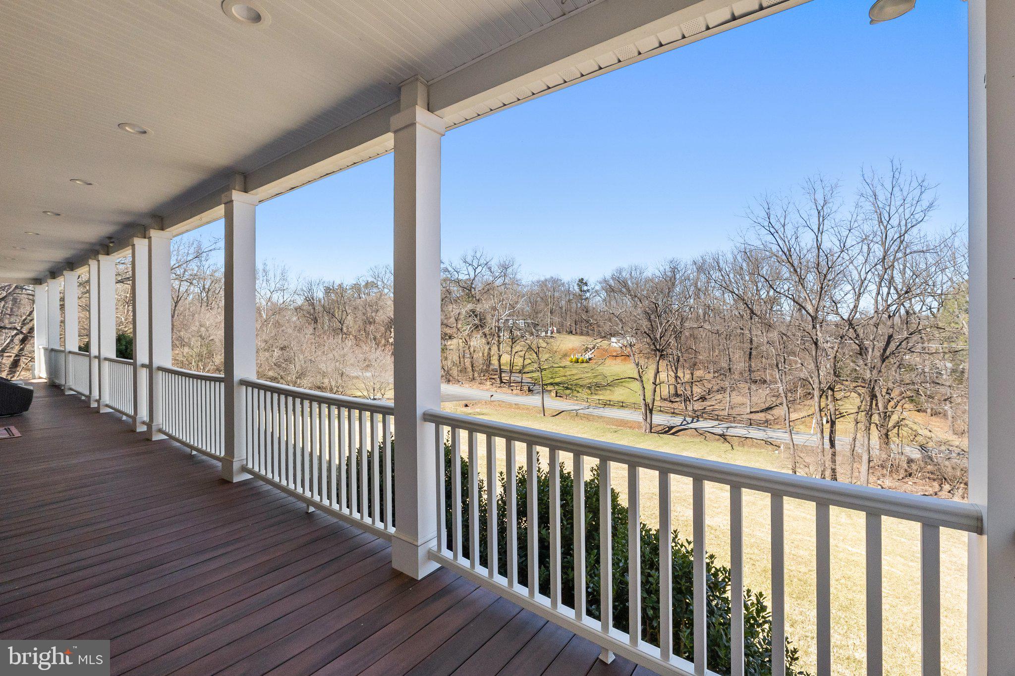 GIBSON BOTTOM - Residential