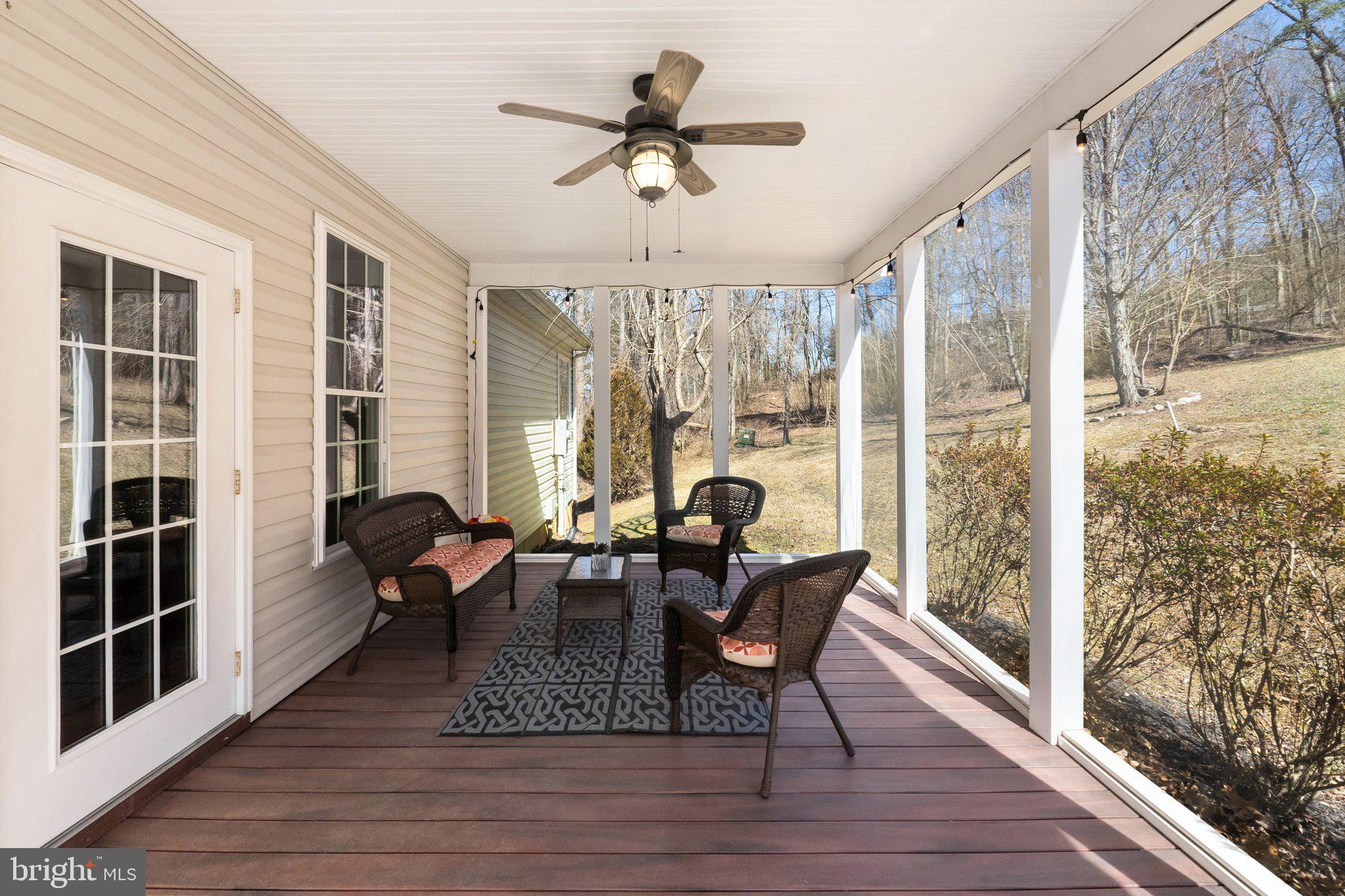 GIBSON BOTTOM - Residential