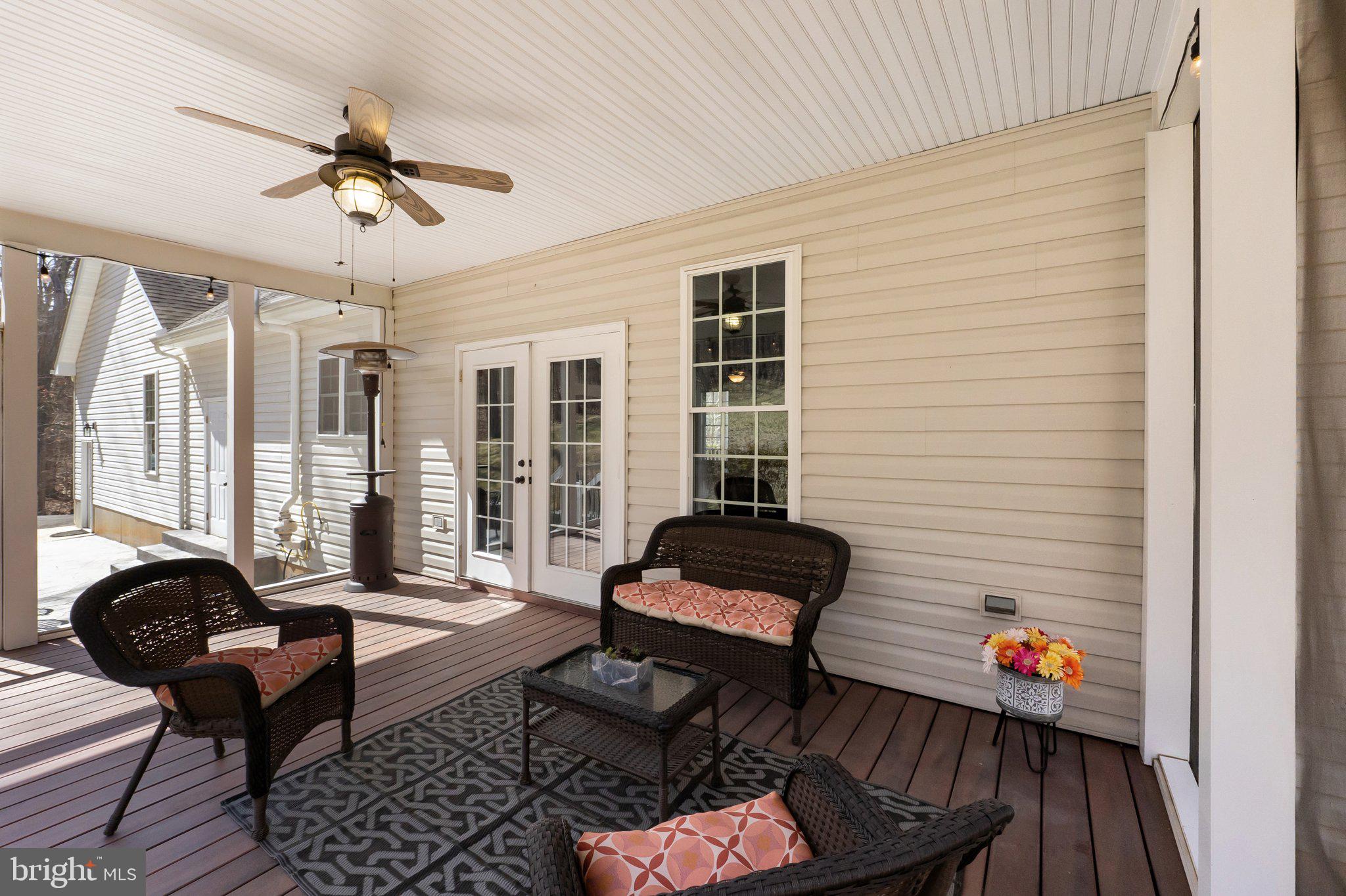 GIBSON BOTTOM - Residential