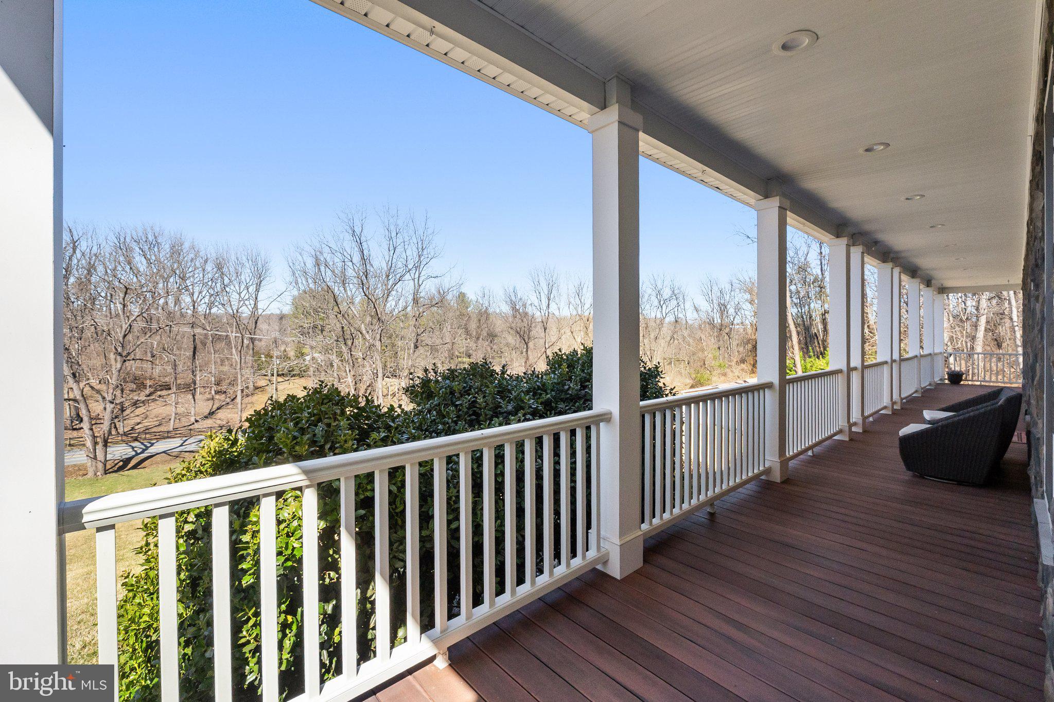 GIBSON BOTTOM - Residential