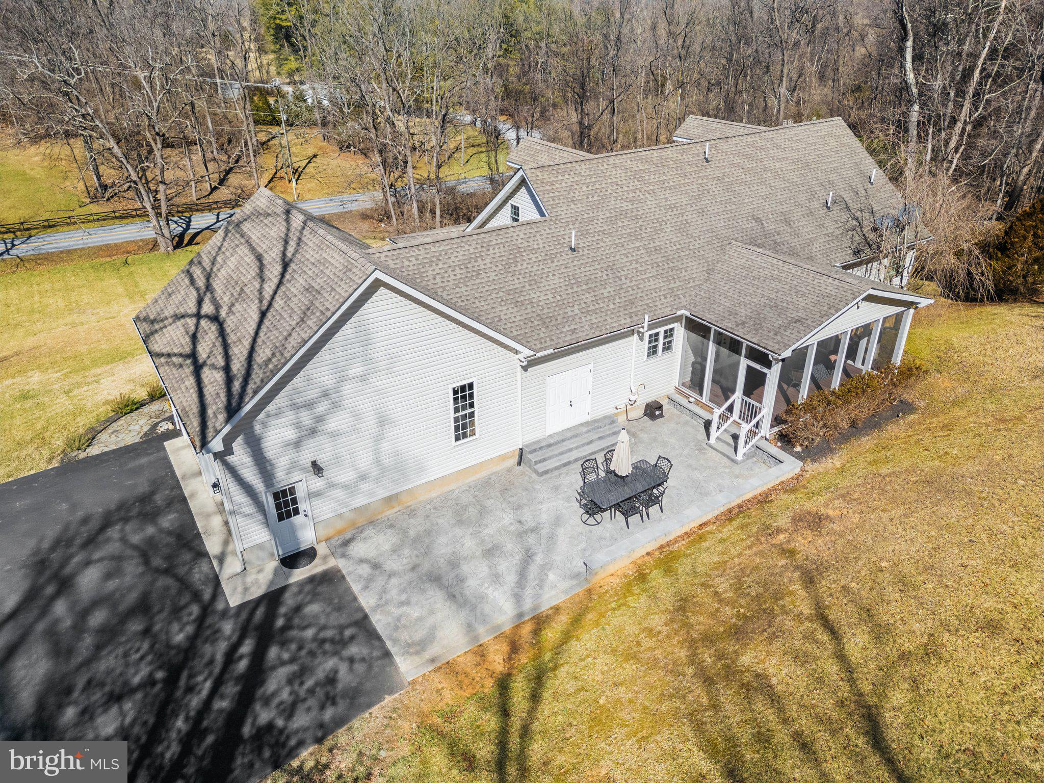 GIBSON BOTTOM - Residential