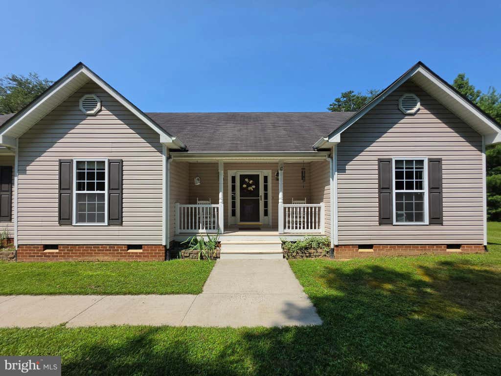 Photo of 288 Roni Ln, LOUISA, VA 23093 (MLS # VALA2010444)