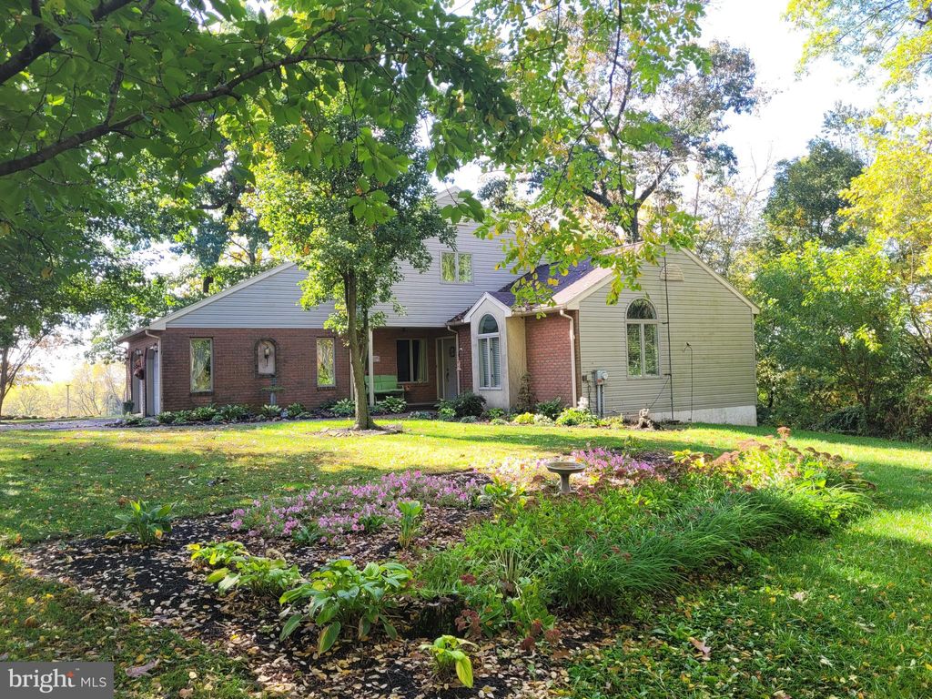 Photo of 494 READING RD, EAST EARL, PA 17519 (MLS # PALA2026924)